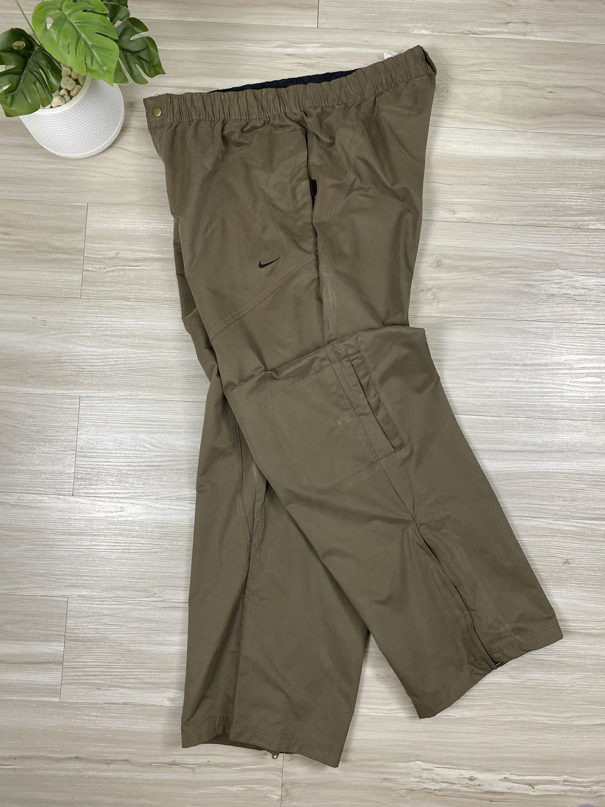 Nike Y2K Nike Nylon Pants Track Drill 00s Logo Swoosh Size US 36 / EU 52 - 4 Thumbnail