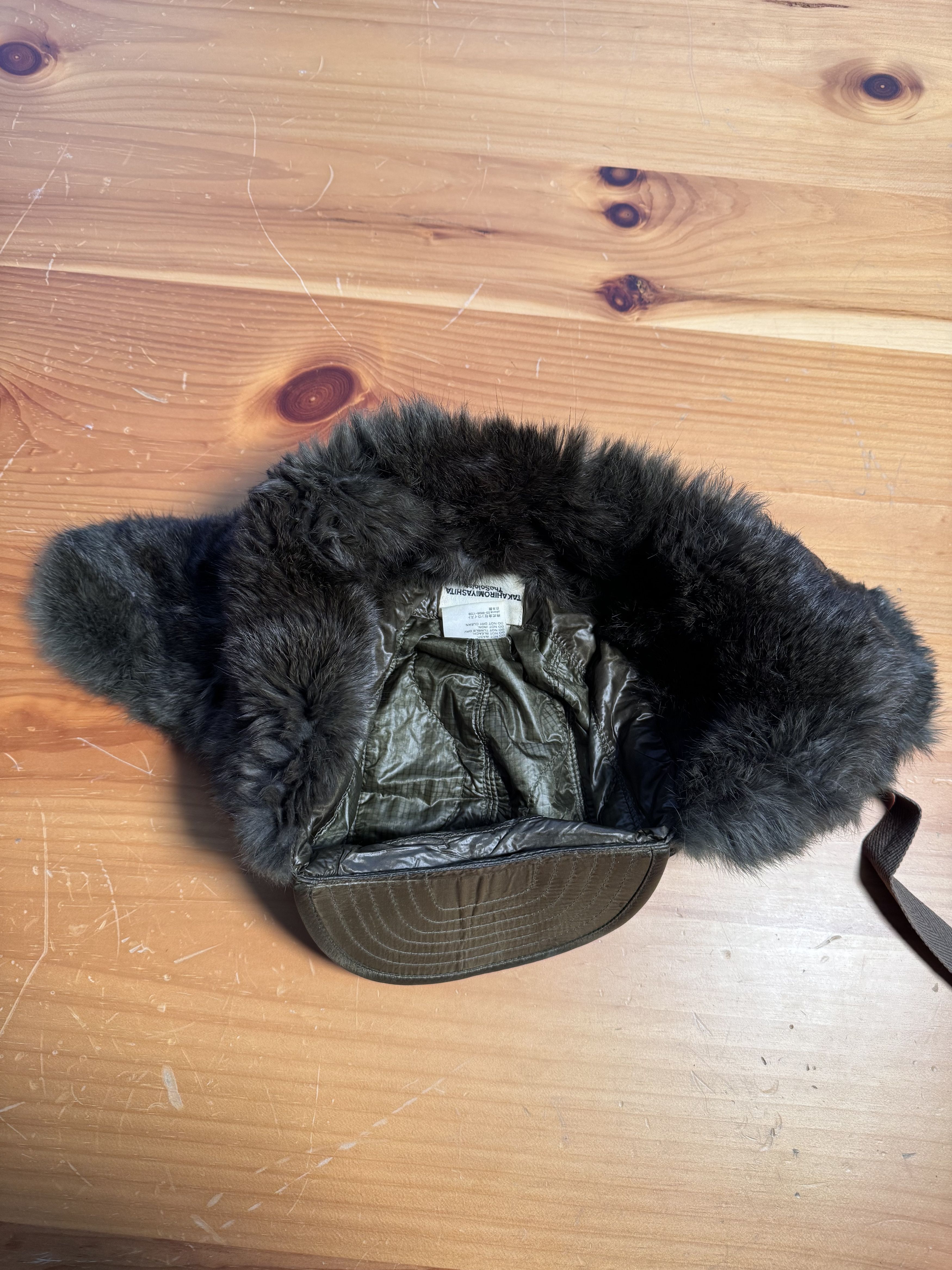 Takahiromiyashita The Soloist. Runway Takahiromiyashita The Soloist Ear flap brim fur hat Size ONE SIZE - 14 Thumbnail