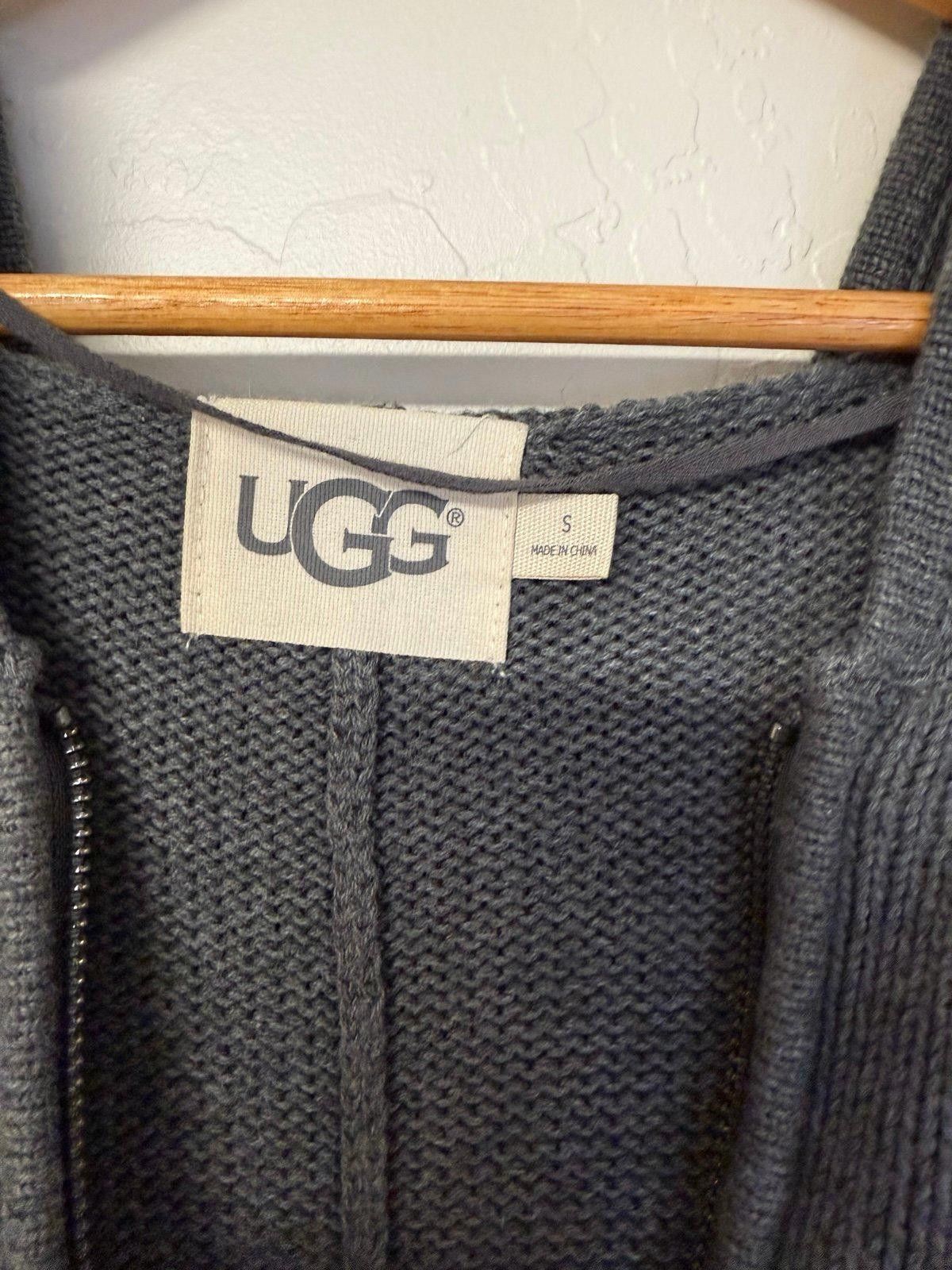 Ugg UGG Women's Hooded Knit Sweater Poncho Size S / US 4 / IT 40 - 3 Thumbnail