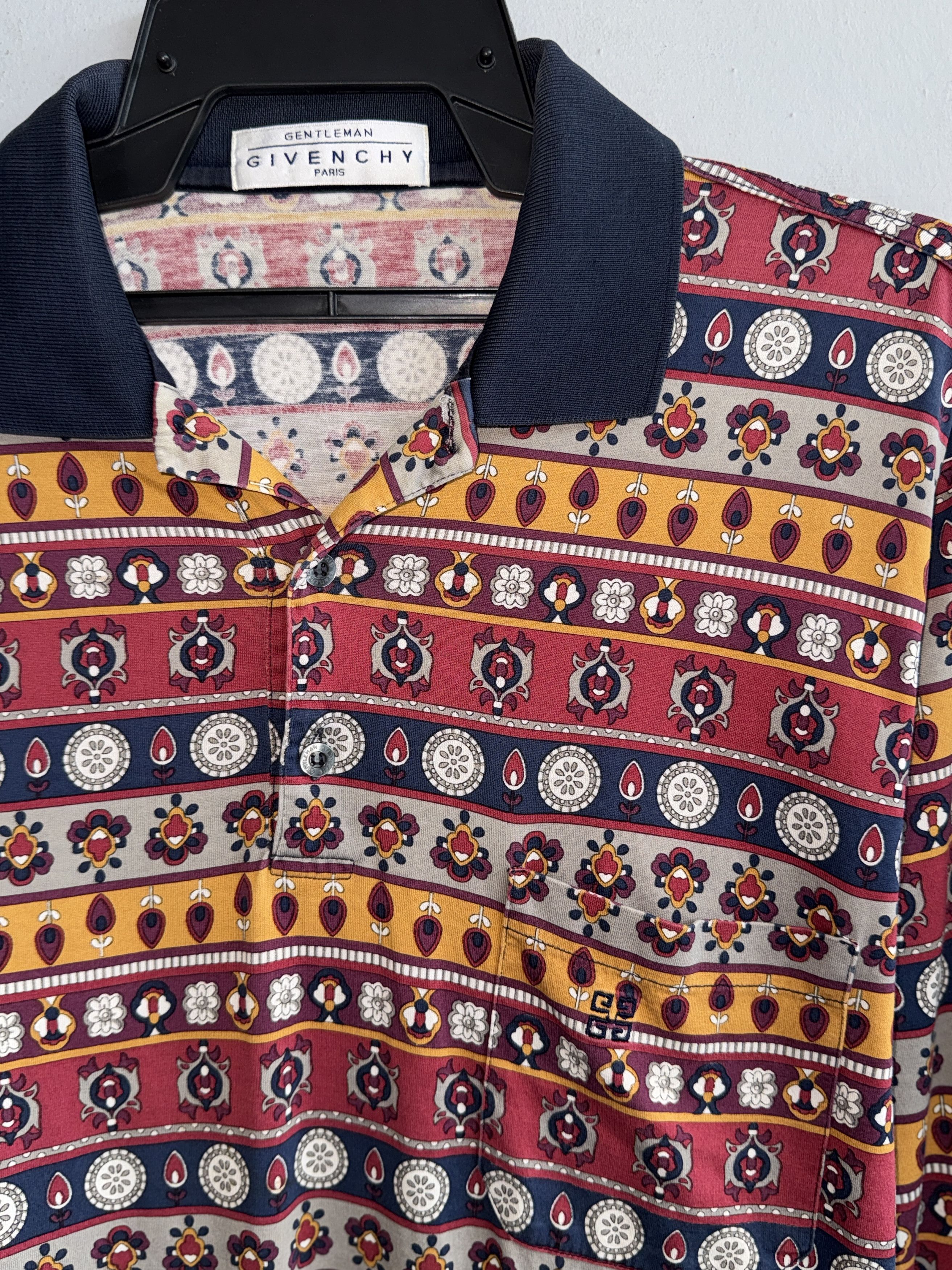 Givenchy Givenchy Long Sleeve Vintage Shirt Size US L / EU 52-54 / 3 - 2 Thumbnail