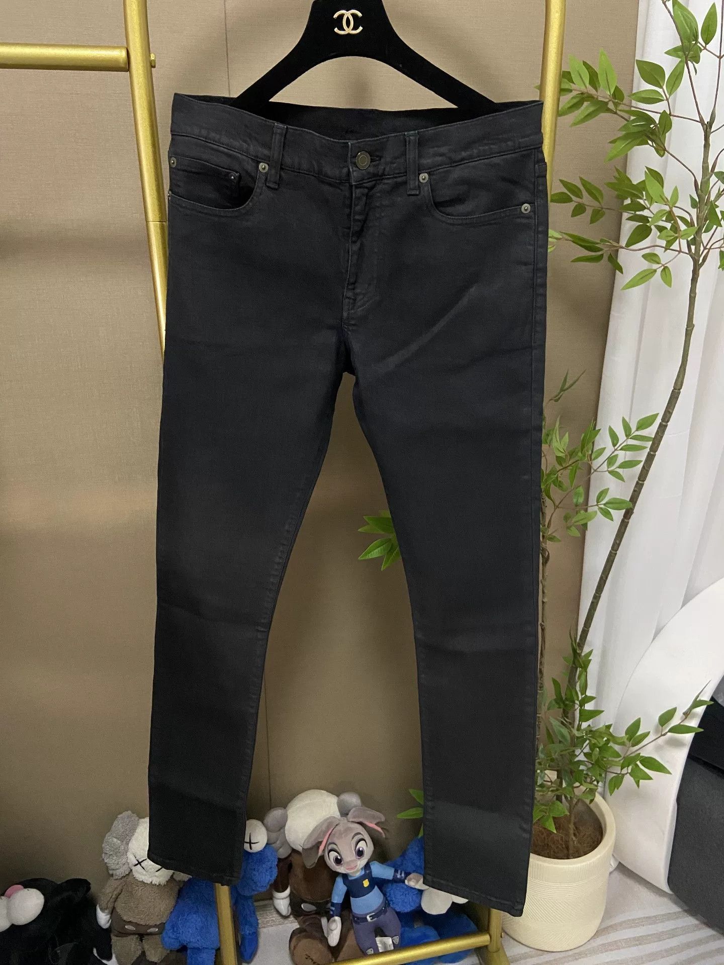 Saint Laurent Paris Saint Laurent Black Jeans Size 31 Size US 31 - 1 Thumbnail