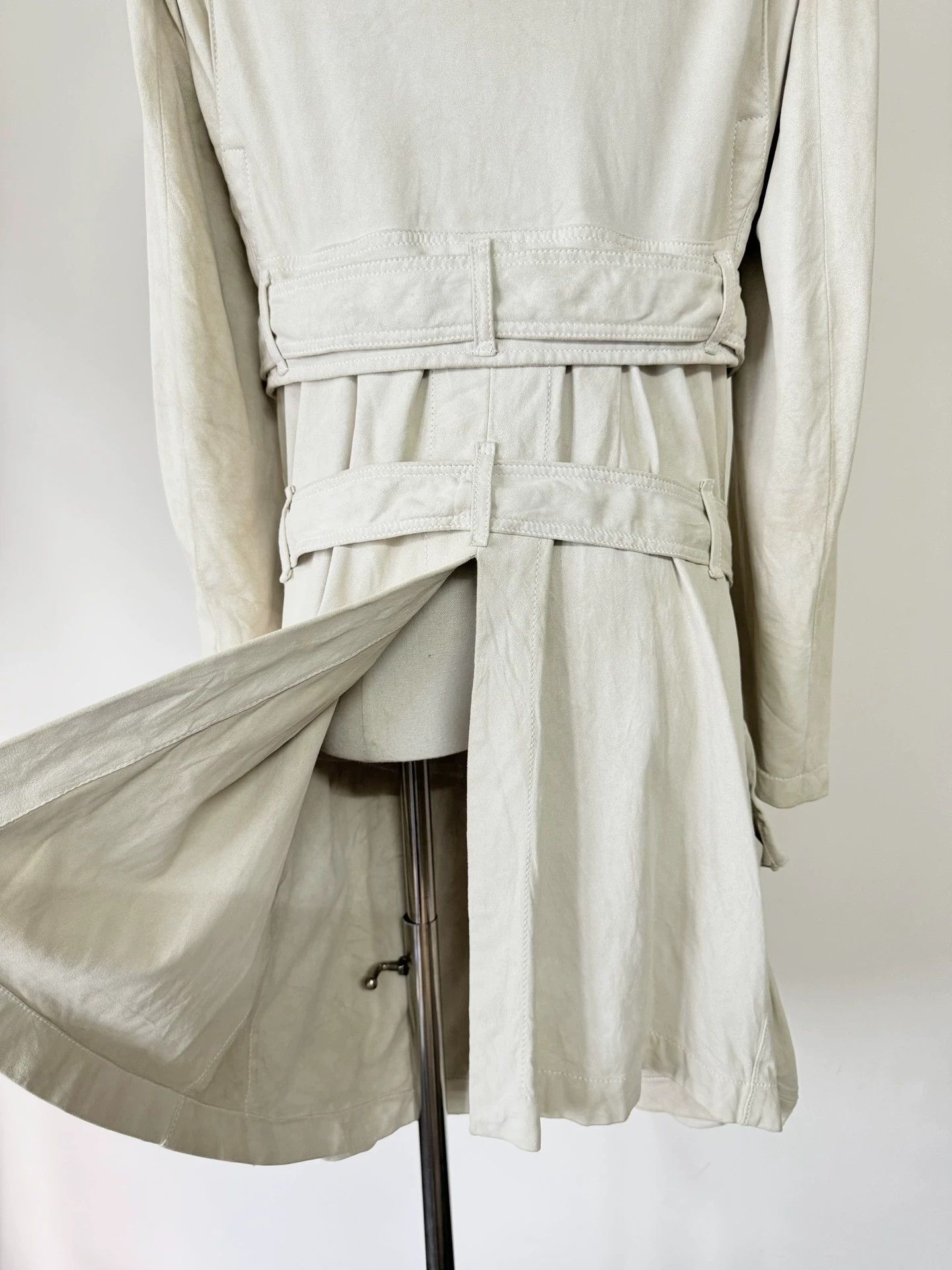 Ann Demeulemeester AnnDemeulemeester 04SS Runway Long Sheepskin Coat 40 White Size S / US 4 / IT 40 - 5 Thumbnail