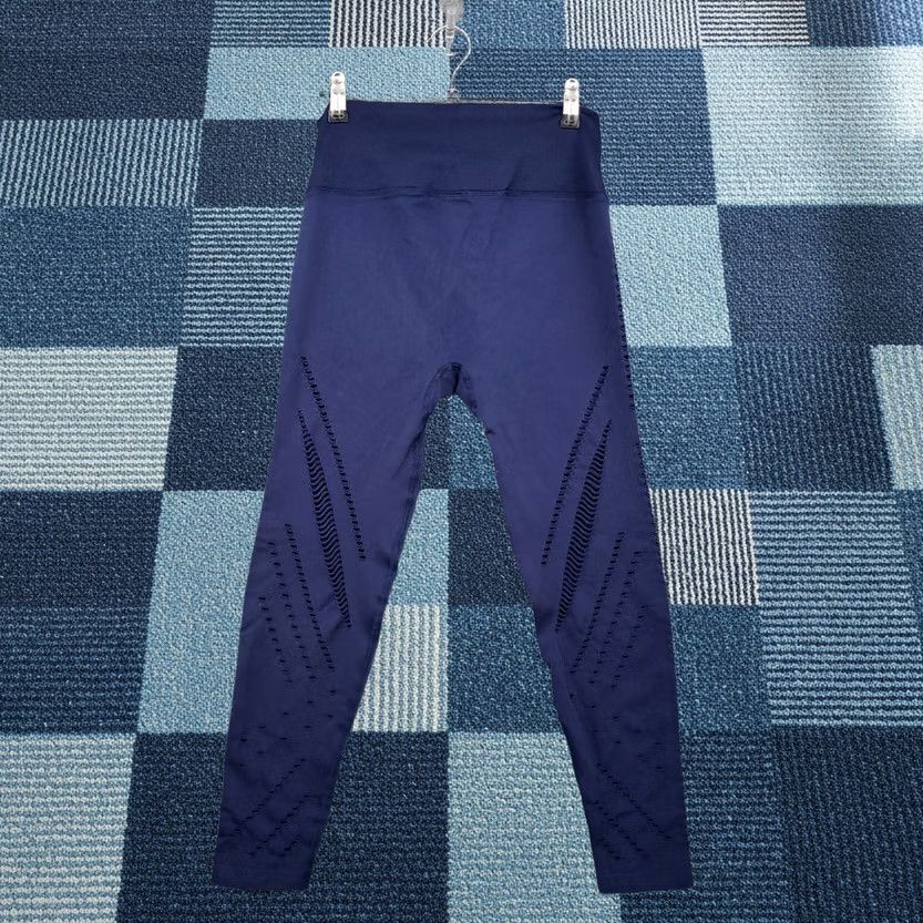 Victoria's Secret Victorias Secret Leggings Womens M Medium Blue High Waisted Cut Out Crop Gym Size 32" / US 10 / IT 46 - 1 Thumbnail