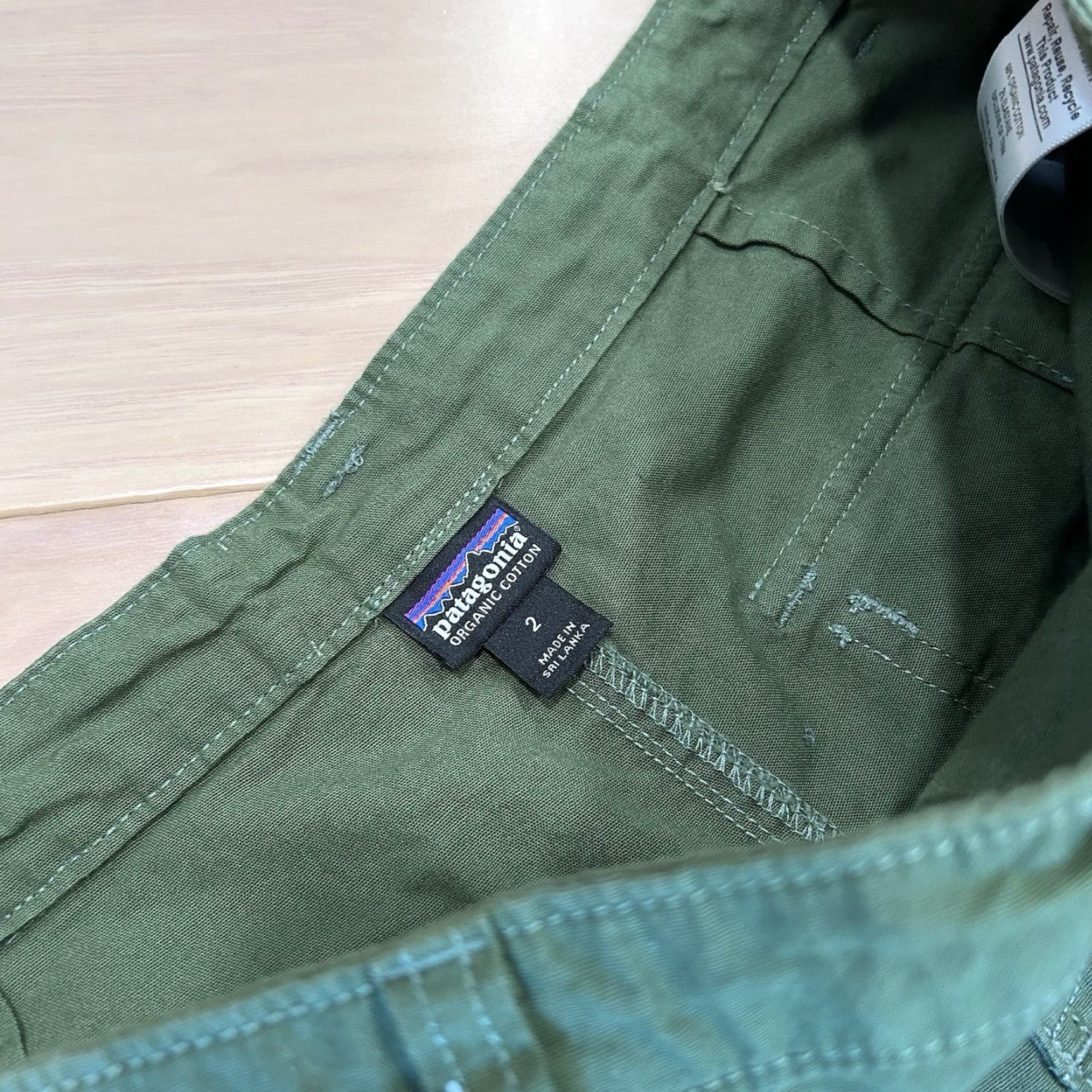 Patagonia Patagonia Capris Women Buffalo Green 2 Side Pockets Stretch Twill Casual Travel Size ONE SIZE - 2 Thumbnail