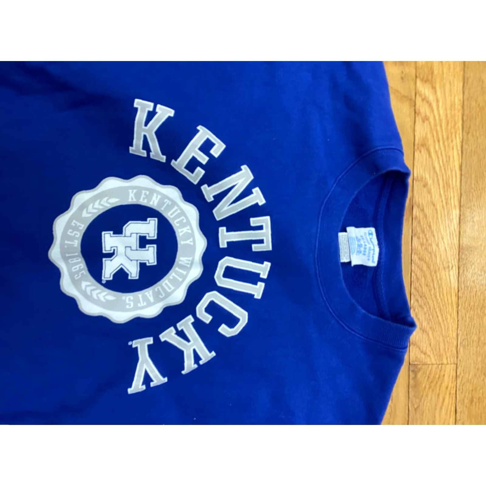 Champion VINTAGE Champion Reverse Weave Sweatshirt Kentucky Wildcats Blue 2XL Mens Regular Pullover Cotton Blend Sweatshirt Size US XXL / EU 58 / 5 - 3 Thumbnail