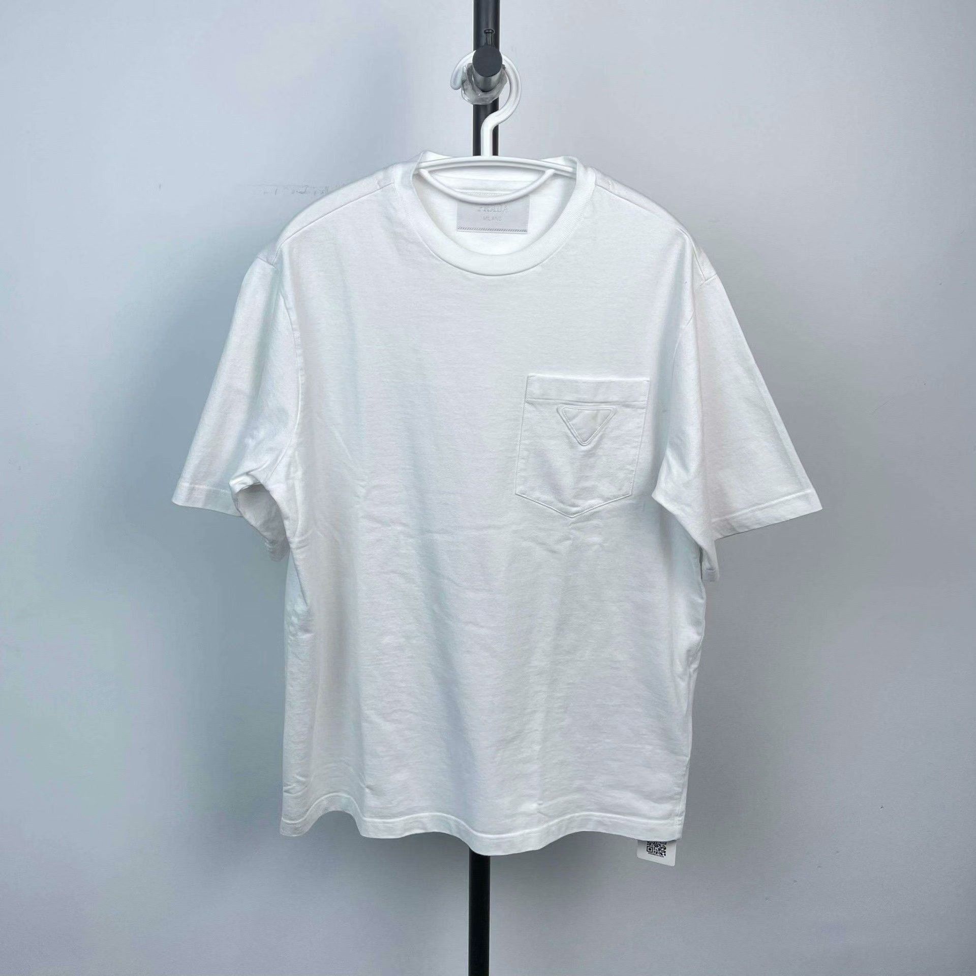 Prada Prada White T-Shirt S Women Size S / US 4 / IT 40 - 1 Thumbnail