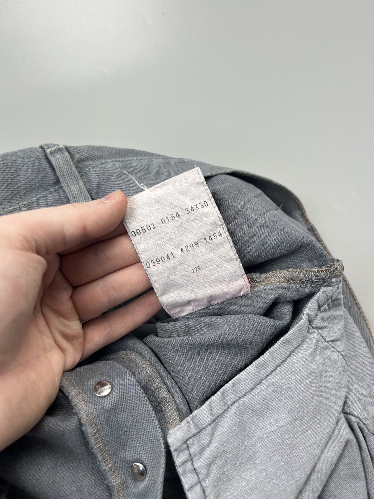 Levi's × Levi's Vintage Clothing × Vintage Levi’s 501 Gray Vintage Denim Jeans Pants (Y0567) Size US 34 / EU 50 - 11 Thumbnail