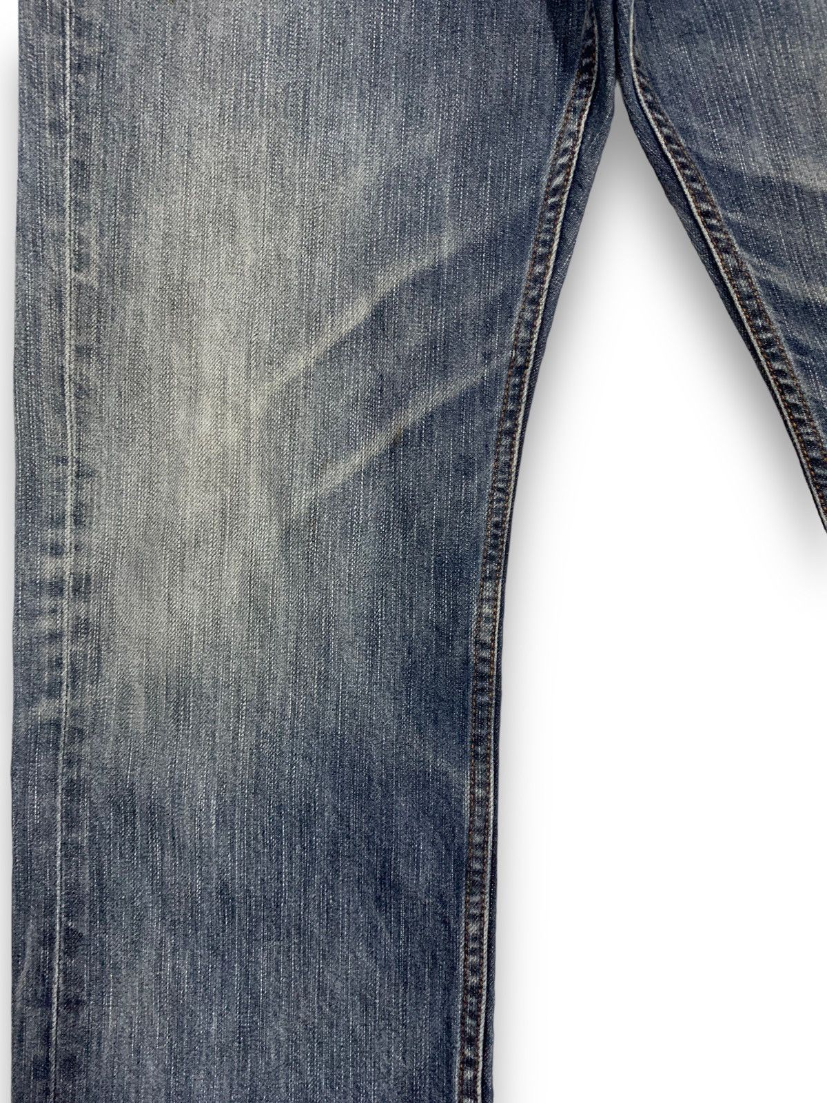 Uniqlo Vintage Uniqlo UJ Faded Wash Loose Straight Distressed Jeans Size US 30 / EU 46 - 6 Thumbnail