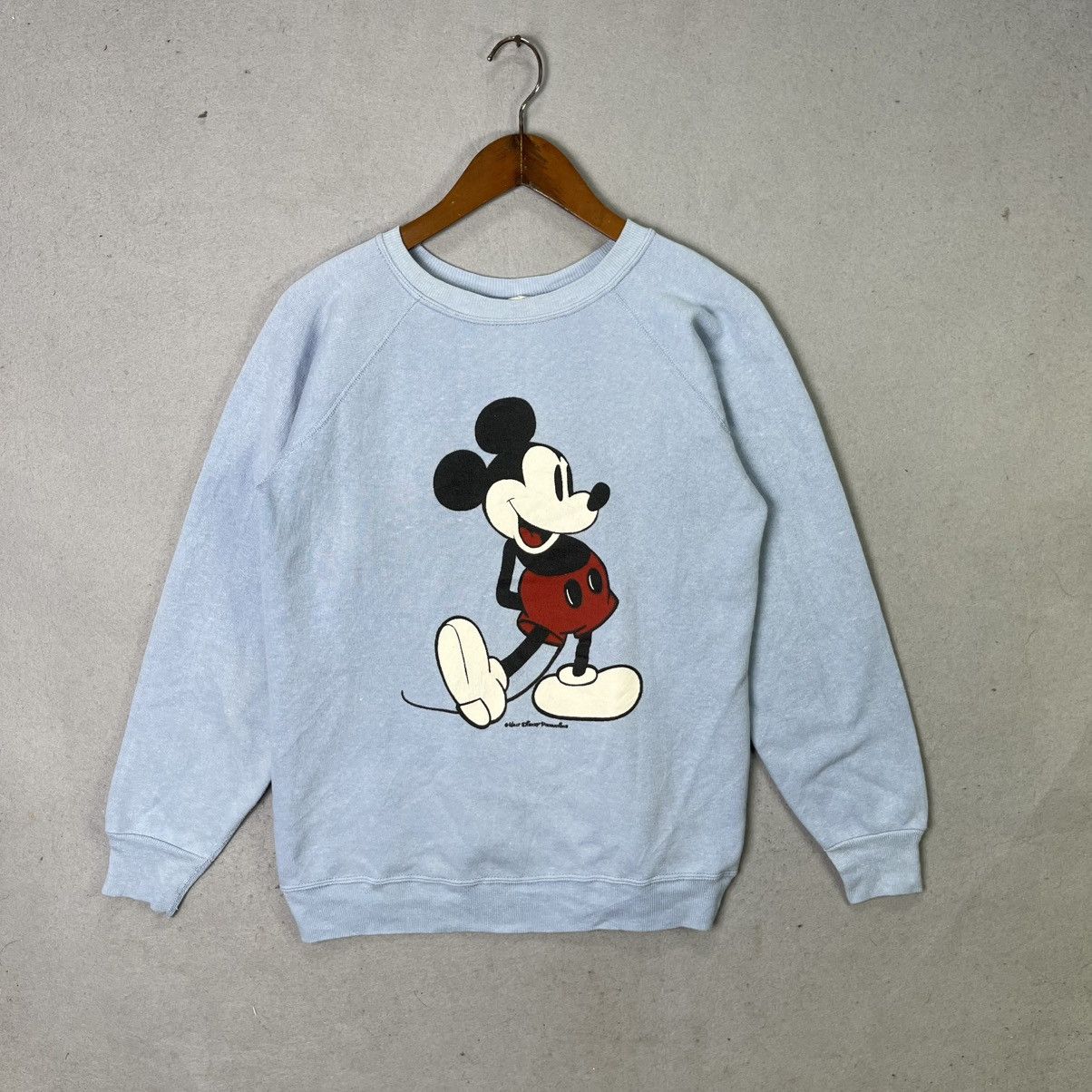 Mickey Mouse Vintage Mickey Mouse Disney Crewneck Sweatshirt Baby Blue Size US S / EU 44-46 / 1 - 1 Thumbnail