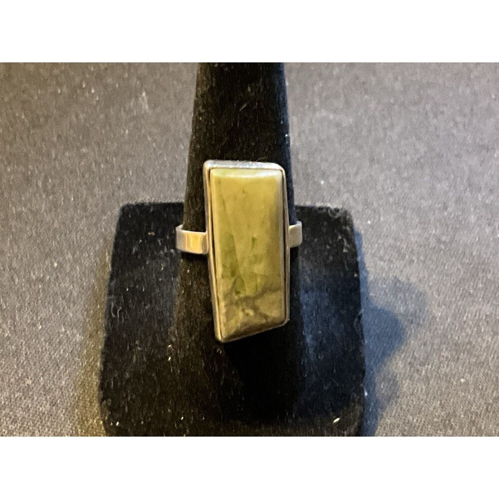 Other 925 Silver Prehnite Stone Ring Asymmetrical Shape Size 6.25 Size ONE SIZE - 2 Thumbnail