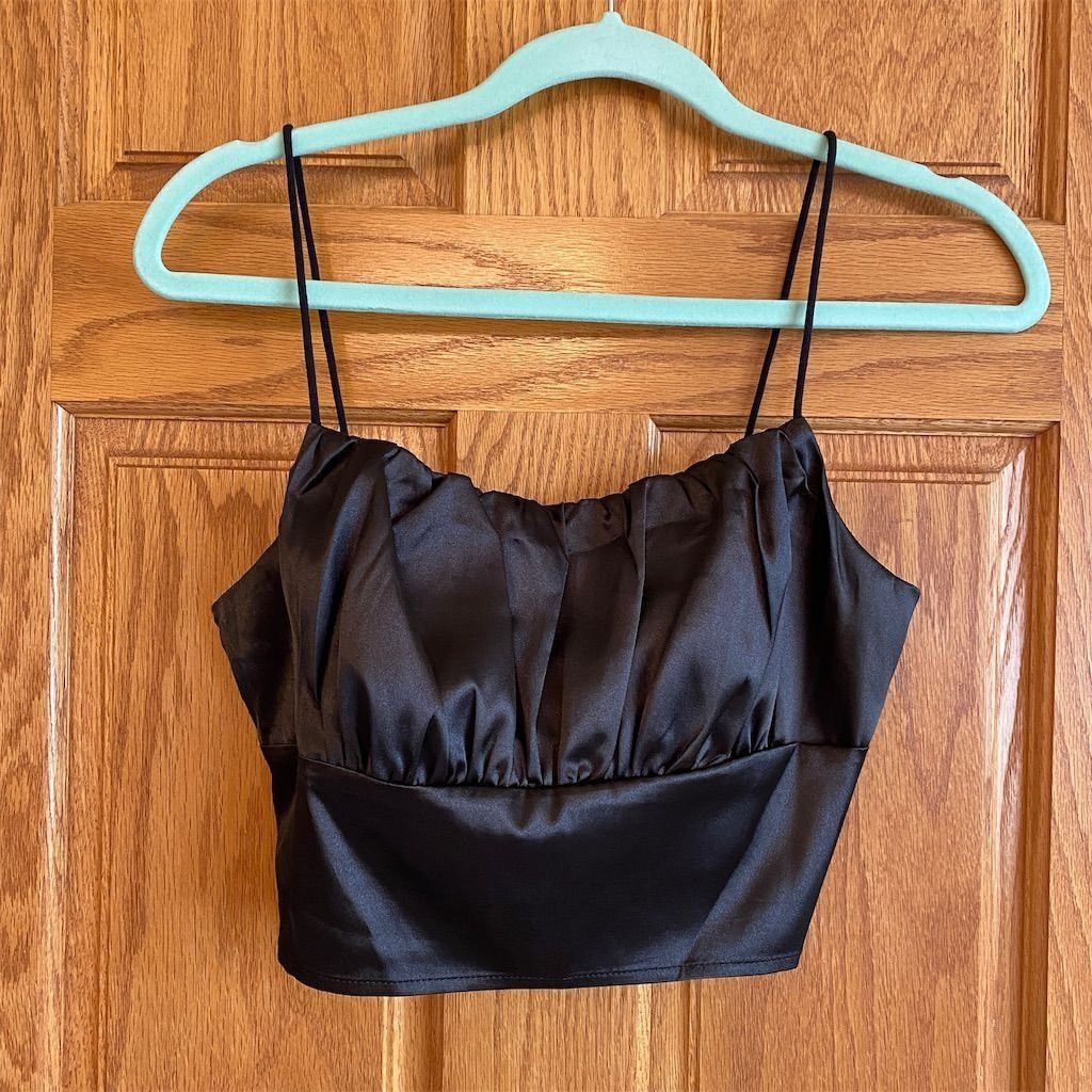 Shein Shein Women's Black Satin Cropped Tank Top Size M Square Ne Size M / US 6-8 / IT 42-44 - 1 Thumbnail