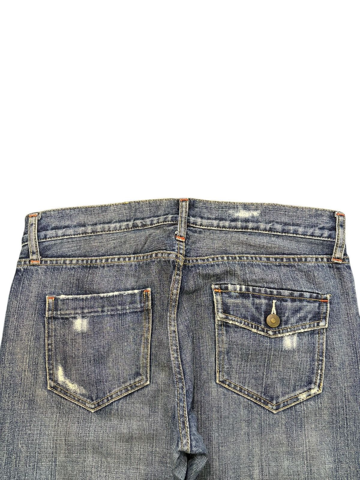Uniqlo Vintage Uniqlo Faded Wash Distressed Loose Jeans Size 33" - 4 Thumbnail