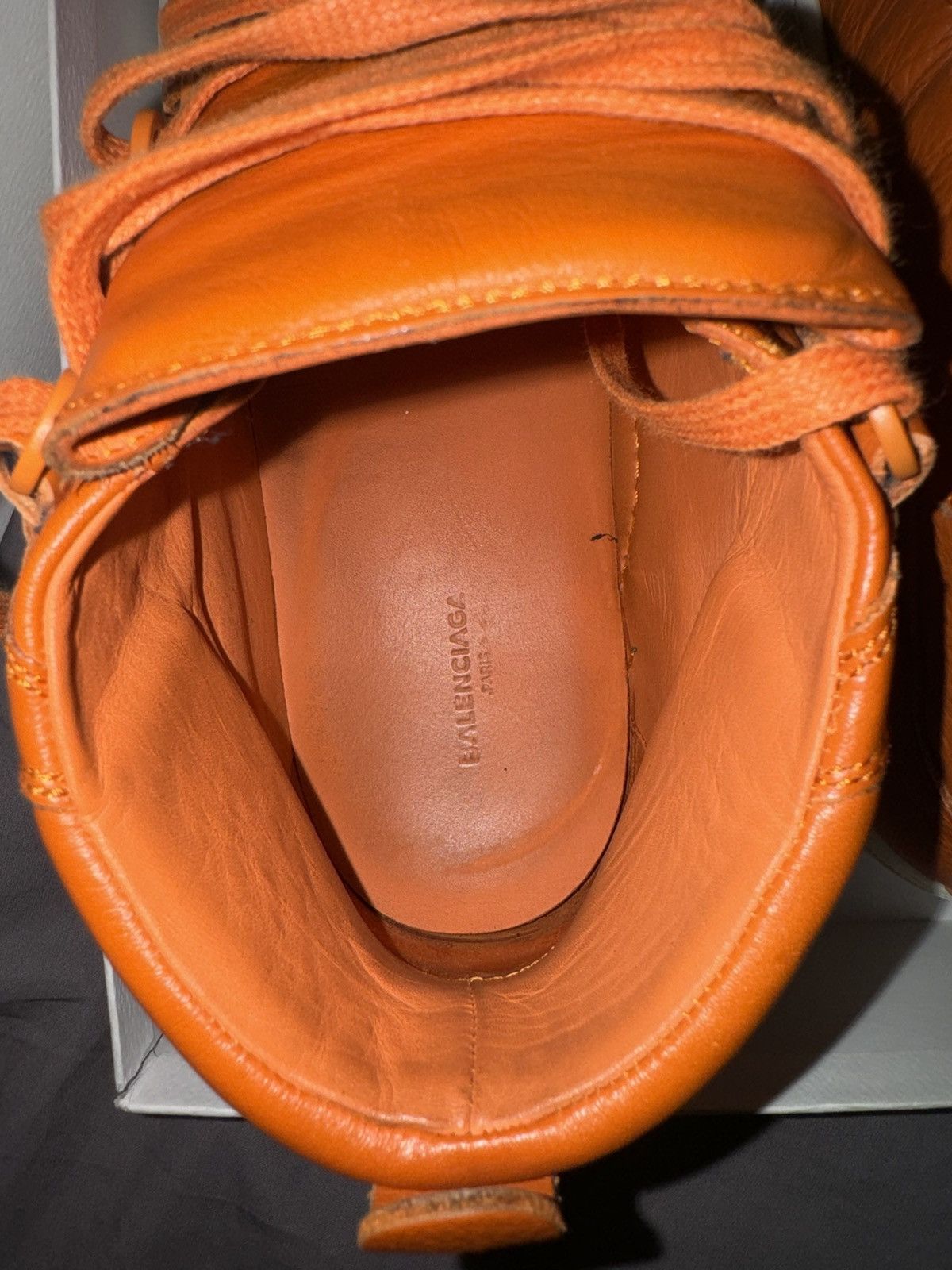 Balenciaga Balenciaga Holiday Arenas 42 Size US 9 / EU 42 - 16 Thumbnail