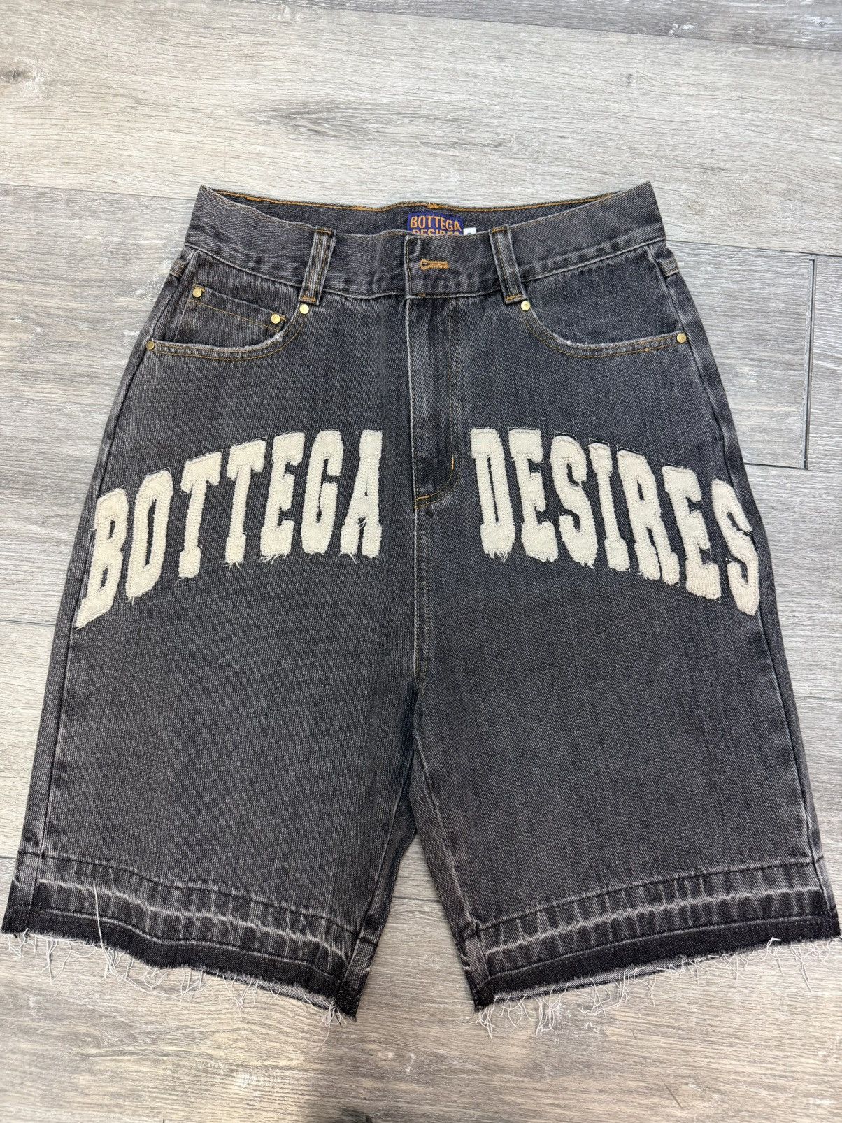 Bottega Desires Bottega Desires Denim Shorts Size US 30 / EU 46 - 1 Thumbnail