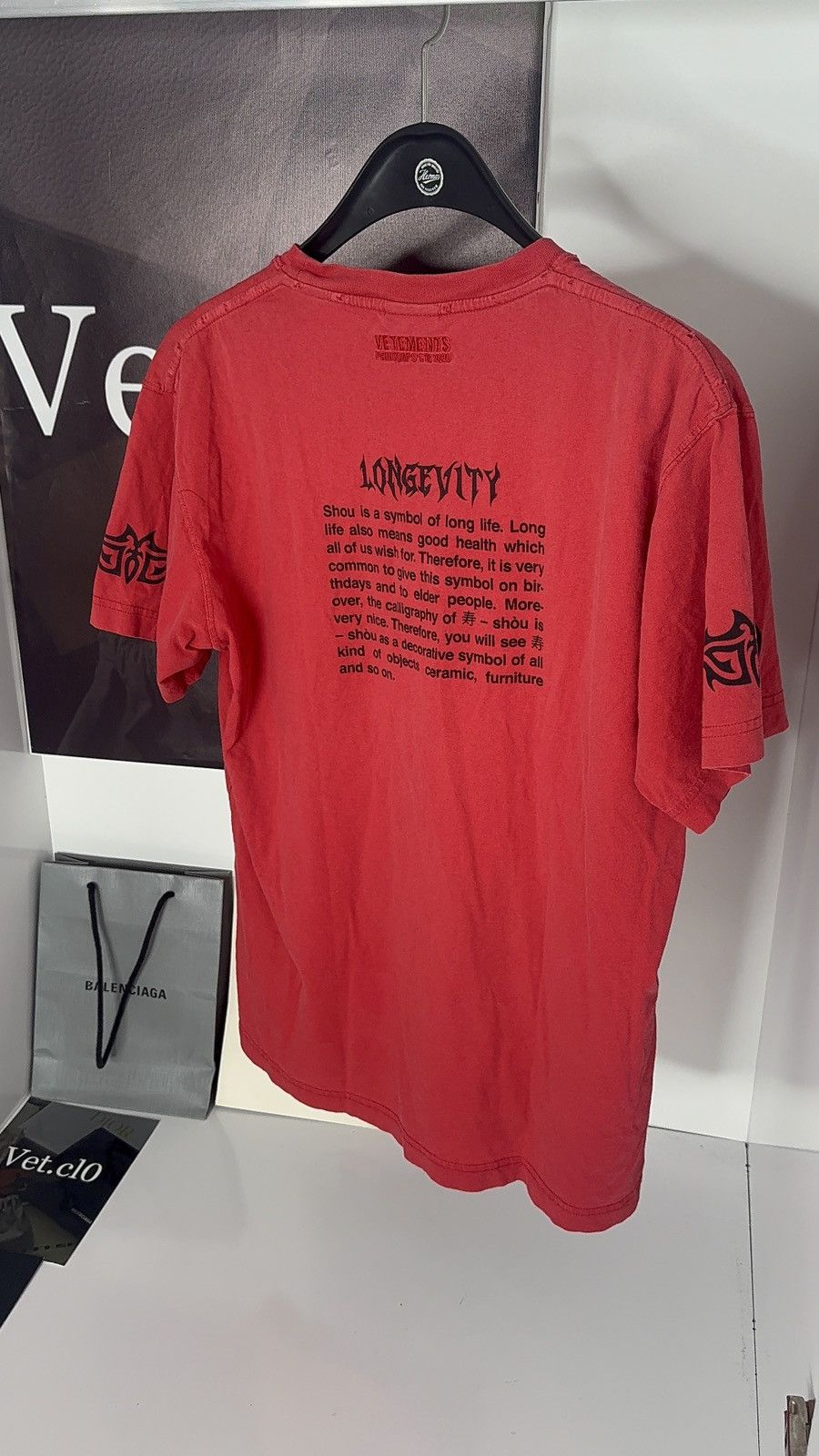 Vetements ✅Vetements Longevity Distressed red t shirt Size US M / EU 48-50 / 2 - 2 Thumbnail