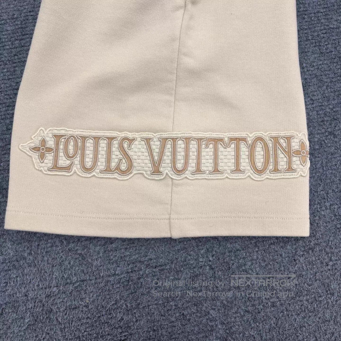 Louis Vuitton Beige Casual Shorts with Embroidered Detail - Size 34. Size US 34 / EU 50 - 3 Thumbnail