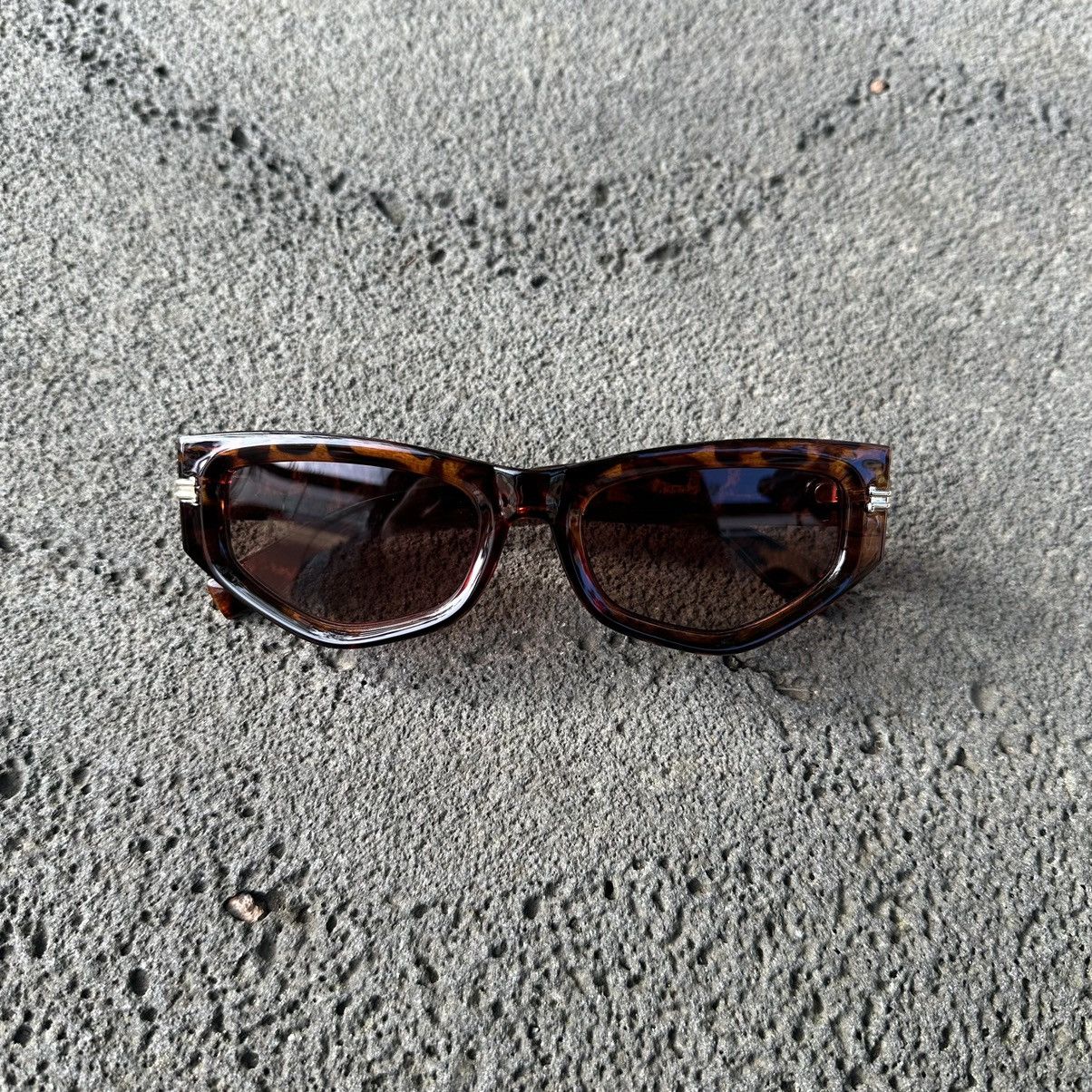 Other Y2K Unisex Sunglasses Retro Fashion Shades QZ872-89212-01 Size ONE SIZE - 1 Thumbnail