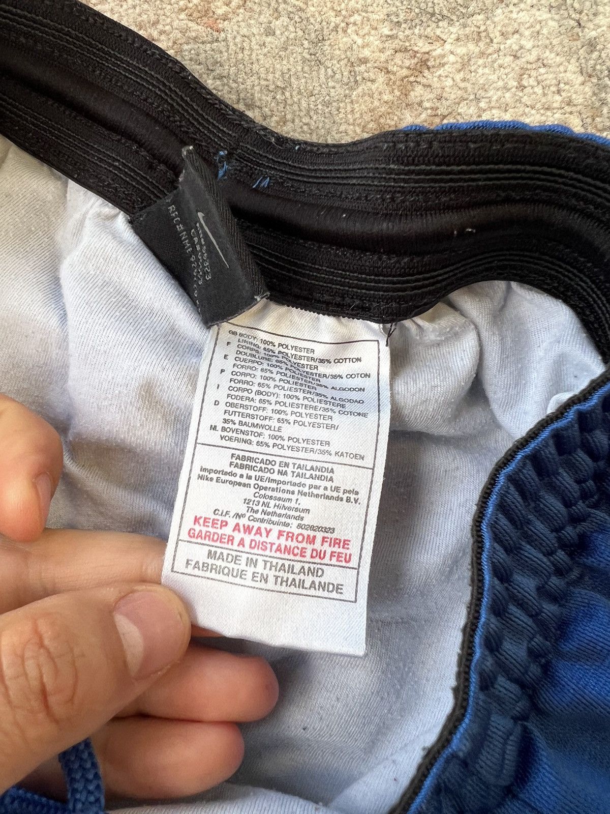 Nike Nike Vintage Shorts Size US 34 / EU 50 - 6 Thumbnail