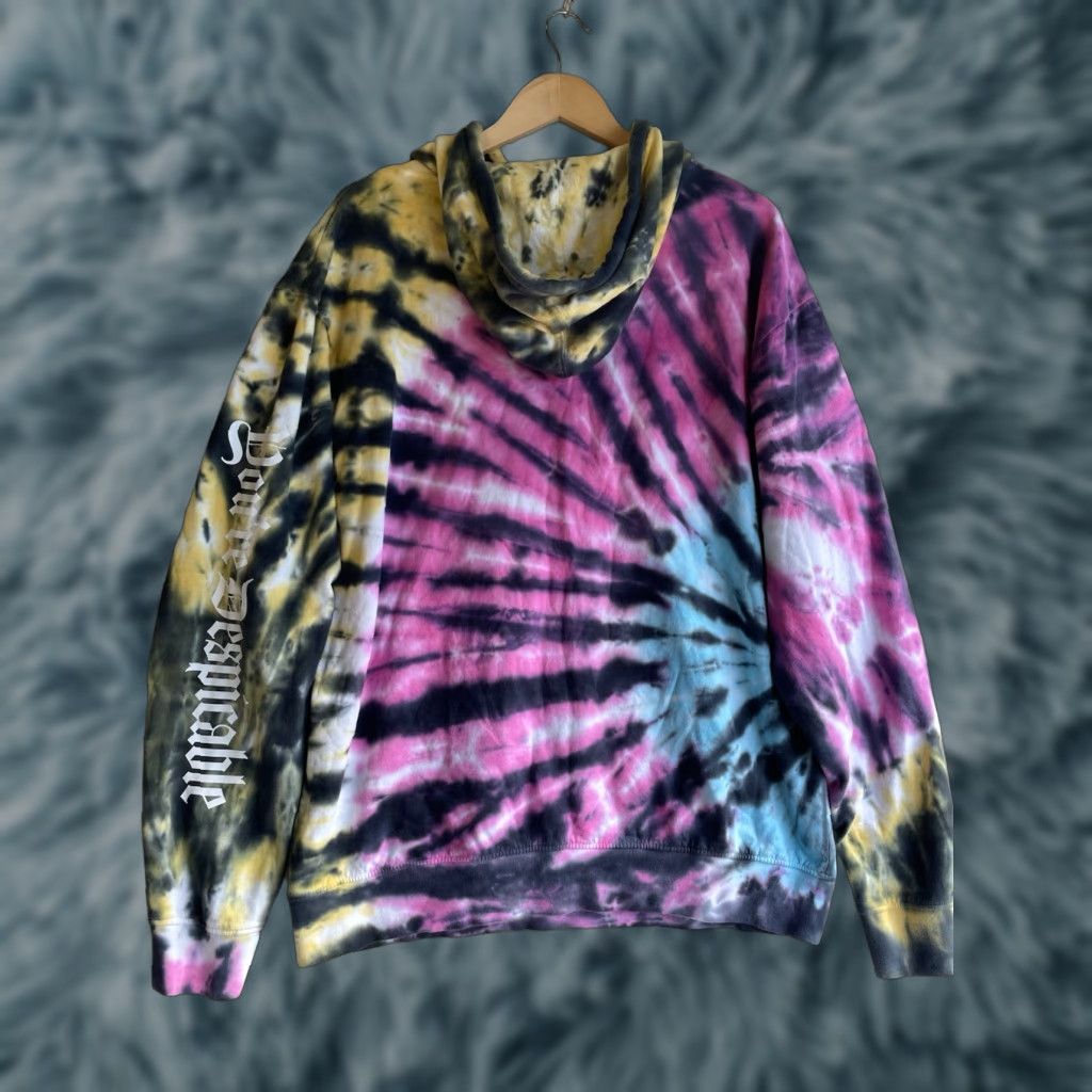 Vintage VINTAGE Six Flags Hoodie Unisex Adults XL Tie Dye Daffy Duck Graphic Print Long Sleeve Pullover Yellow Pink Blue Size US XL / EU 56 / 4 - 1 Thumbnail