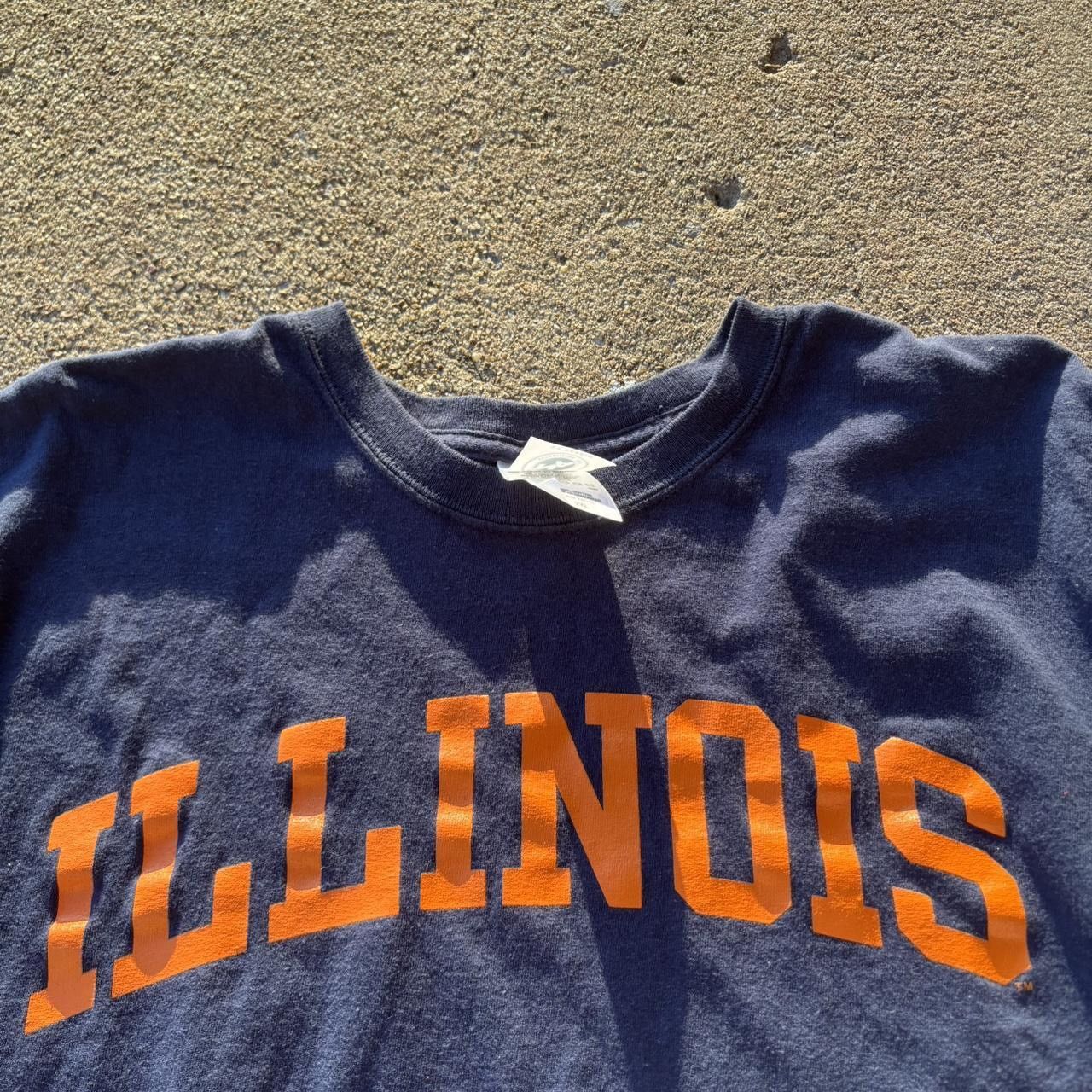 Other Early OOs University of Illinois tee Size large Size US L / EU 52-54 / 3 - 1 Thumbnail