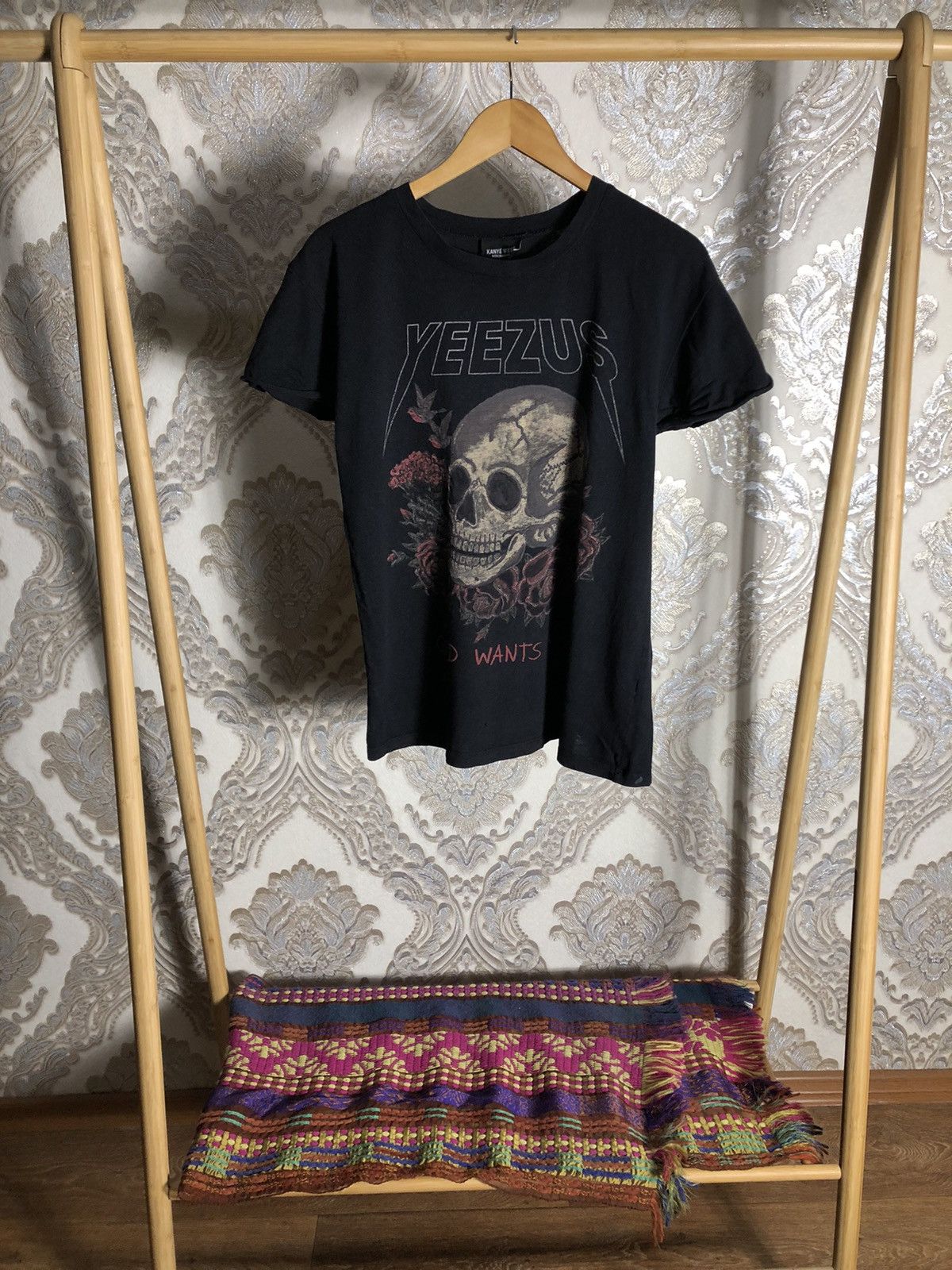 Vintage KANYE WEST YEEZUS PABLO YEEZY ALBUM MERCHANDISE T-SHIRT Y2K Size US S / EU 44-46 / 1 - 1 Thumbnail