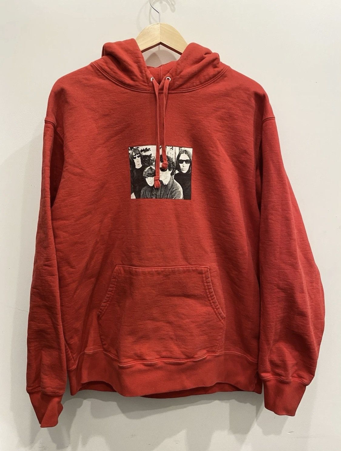 Supreme Supreme Velvet Underground FW19 Pullover Hoodie Red Size XL Size US XL / EU 56 / 4 - 1 Thumbnail