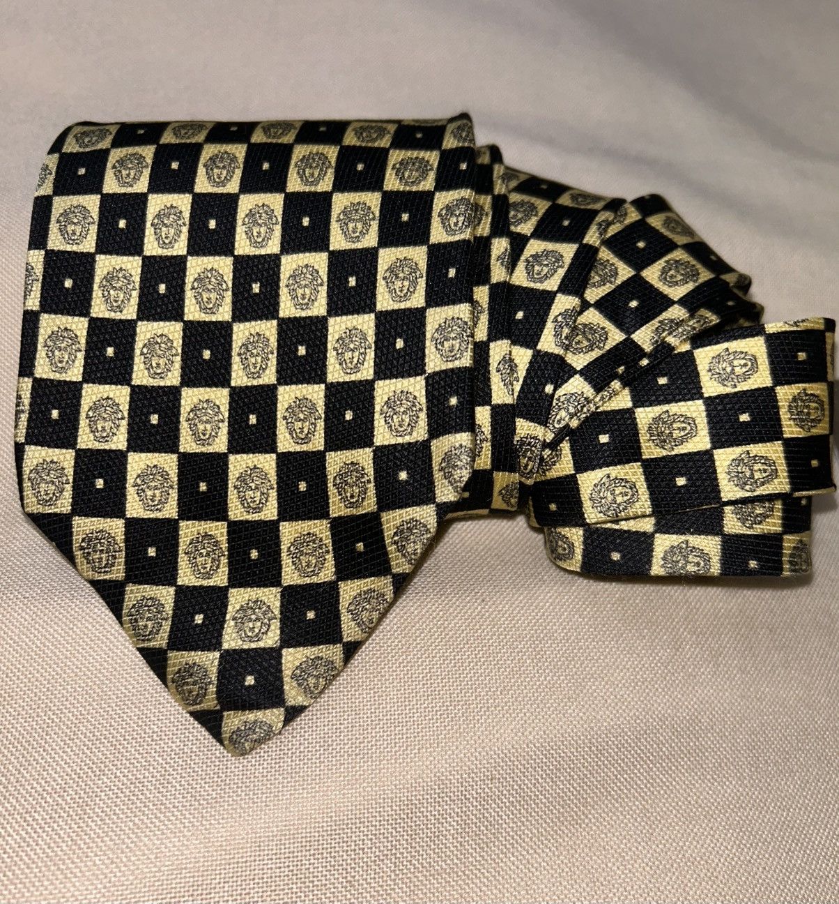 Versace Versace Medusa black gold Silk Mens Tie Size ONE SIZE - 2 Thumbnail