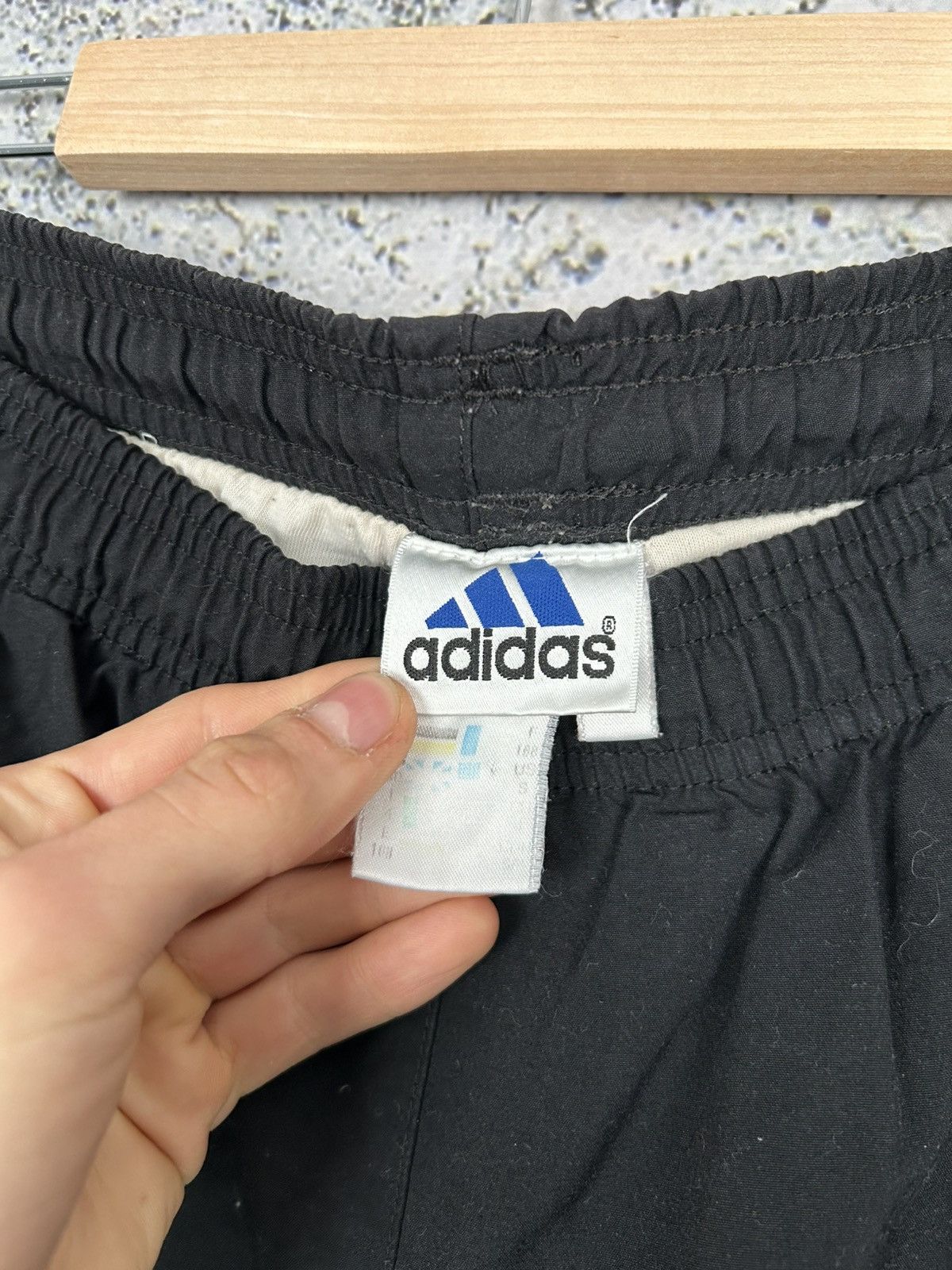 Adidas Vintage Adidas 90s Sweatpants Baggy Rap Streetwear Skate Size US 30 / EU 46 - 5 Thumbnail