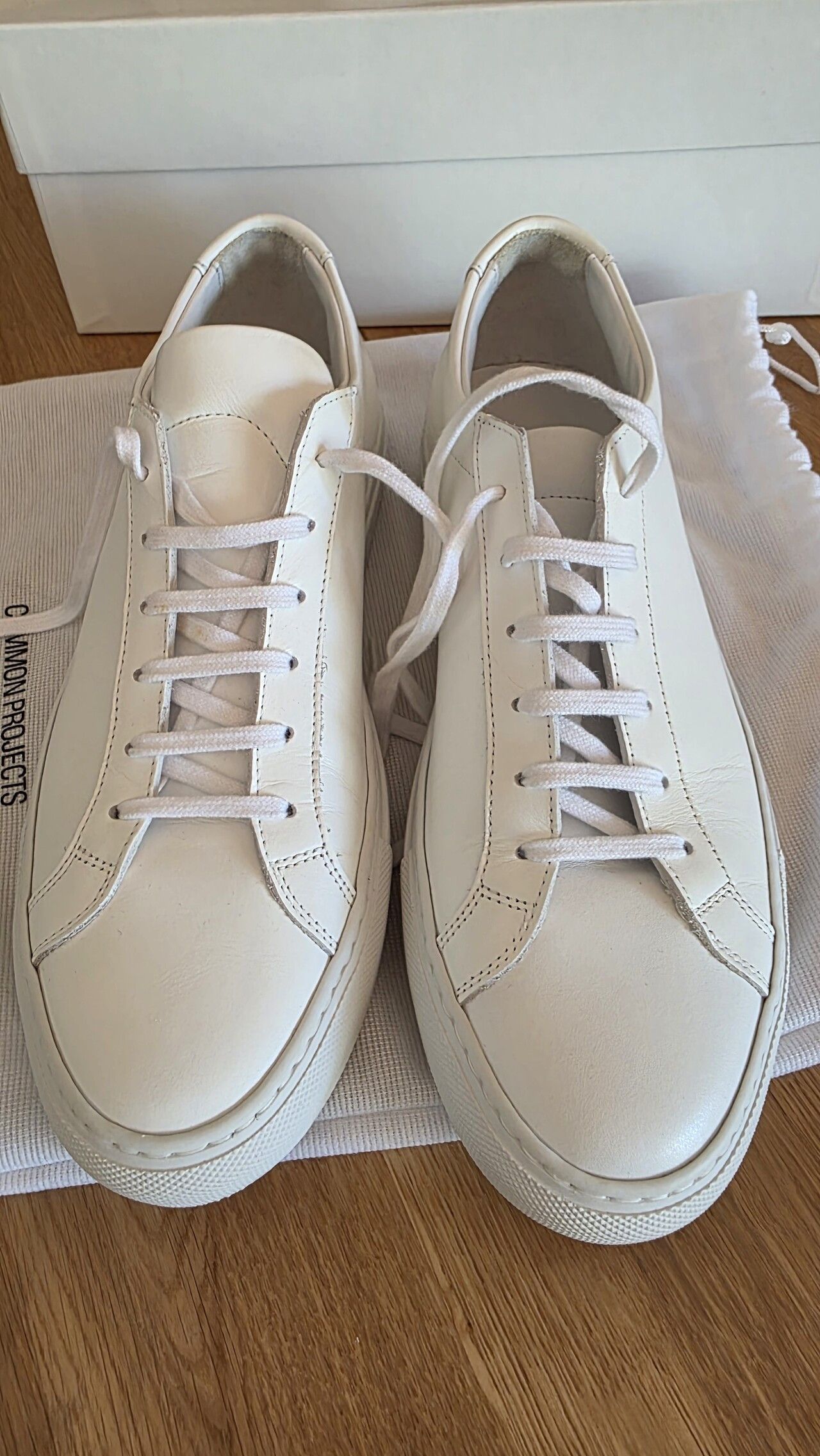 Common Projects Original Achilles low top sneaker (as new) Size US 9 / EU 42 - 2 Thumbnail