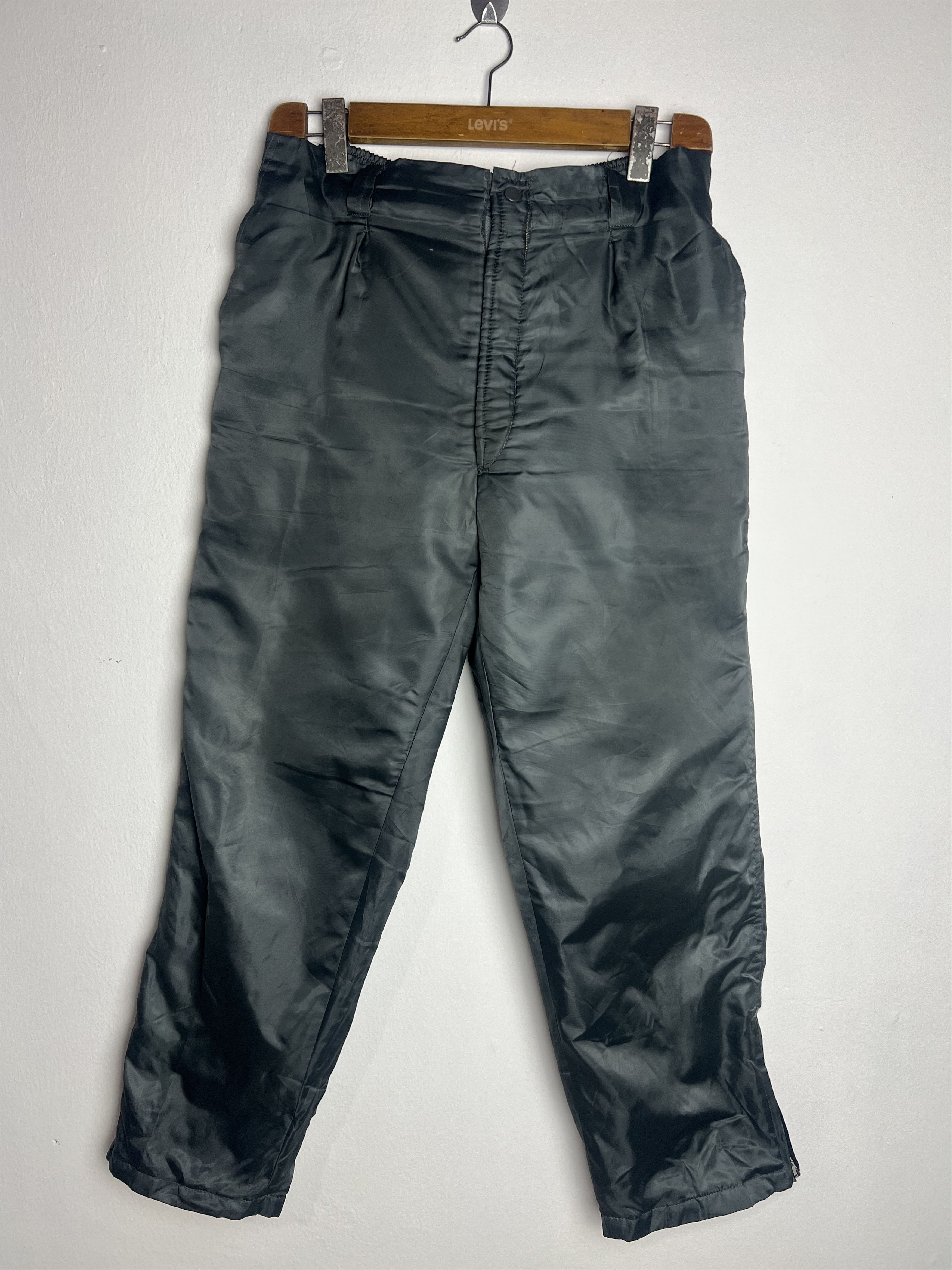 Japanese Brand Vintage Japan Anytime Black Nylon Ski Pant Size US 34 / EU 50 - 1 Thumbnail