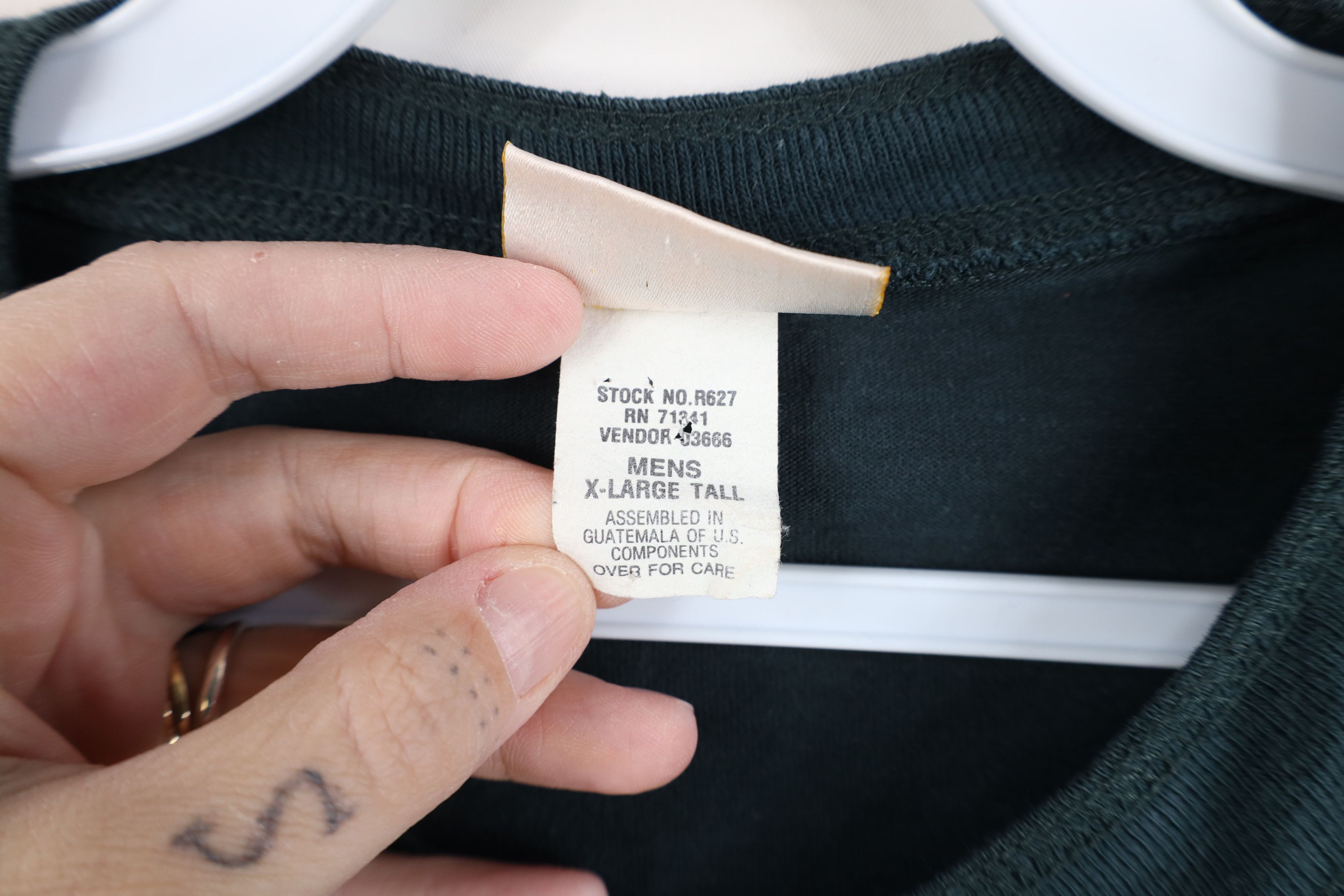 L.L. Bean Vintage 90s LL Bean Long Sleeve Henley T-Shirt Dark Green Size US XL / EU 56 / 4 - 10 Thumbnail