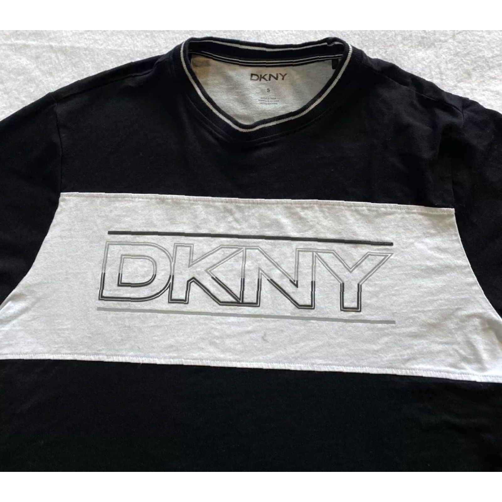 DKNY DKNY New York T Shirt Men Size S Black Classic Logo Crew Neck Shirt Mens Size US S / EU 44-46 / 1 - 2 Thumbnail