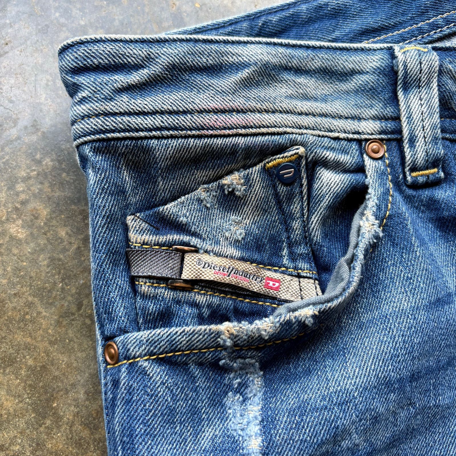 Diesel Crazy Diesel Brand Washed Blue Jeans Size US 31 - 7 Thumbnail
