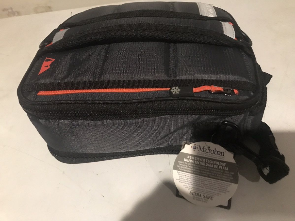 Other Ultra Arctic zone original expandable lunch box. Size ONE SIZE - 1 Thumbnail