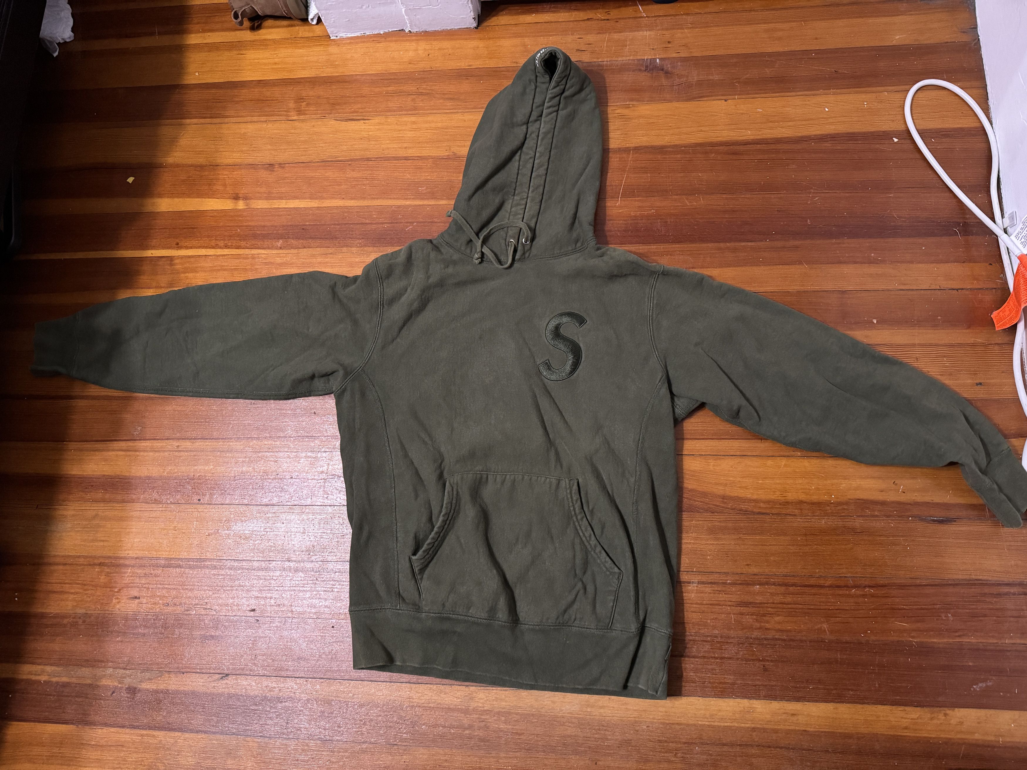 Supreme Supreme Tonal S Logo Hoodie Sweatshirt FW17 Dark Olive Green Size US M / EU 48-50 / 2 - 2 Thumbnail