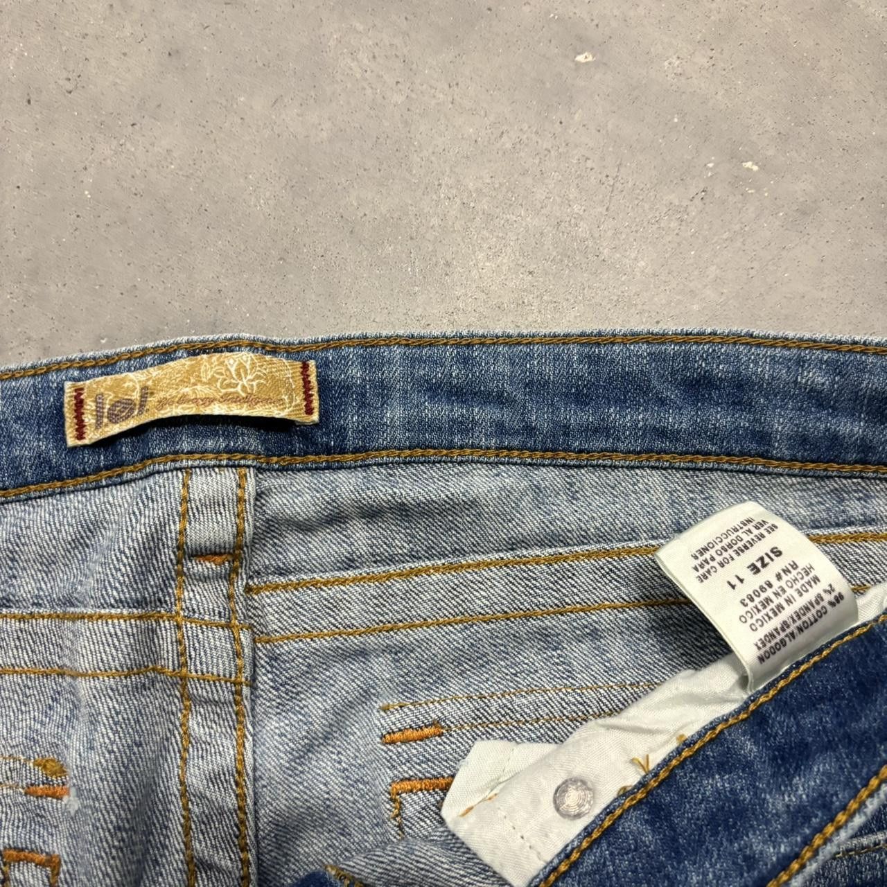Japanese Brand × Vintage Crazy Vintage Y2K/2000s Medium Wash Bootcut Flared Denim Jeans! Size US 36 / EU 52 - 8 Thumbnail