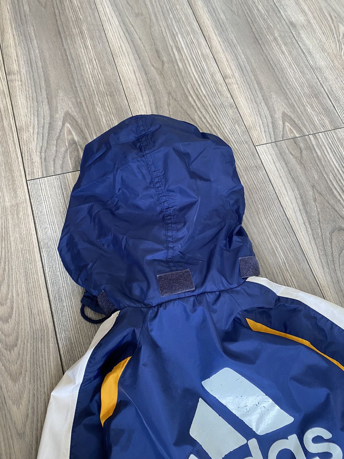 Adidas Vintage Adidas F.C. Real Madrid Blue Jacket Size M Size US M / EU 48-50 / 2 - 17 Thumbnail