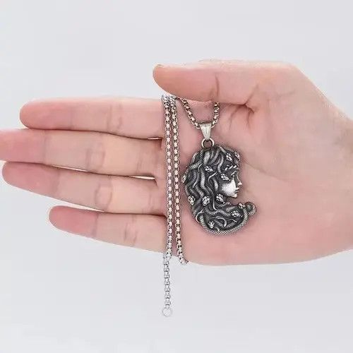 VIBE Medusa Pendants Necklace Size ONE SIZE - 2 Thumbnail