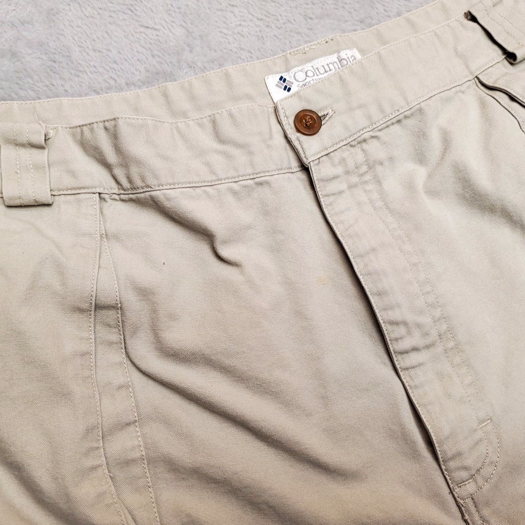 Vintage Columbia Shorts Mens 40 Beige Flat Front Cargo Khaki Outdoors Hiking Casual Size US 40 / EU 56 - 7 Thumbnail