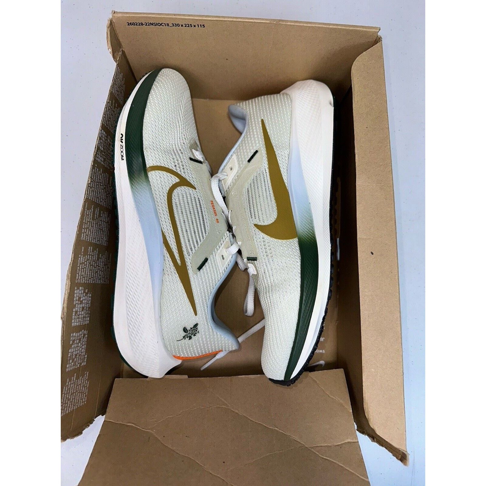 Nike Nike Air Zoom Pegasus 40 Men's Size 8.5 /10 Wmns(FV3631-081) Size US 8.5 / EU 41-42 - 8 Thumbnail
