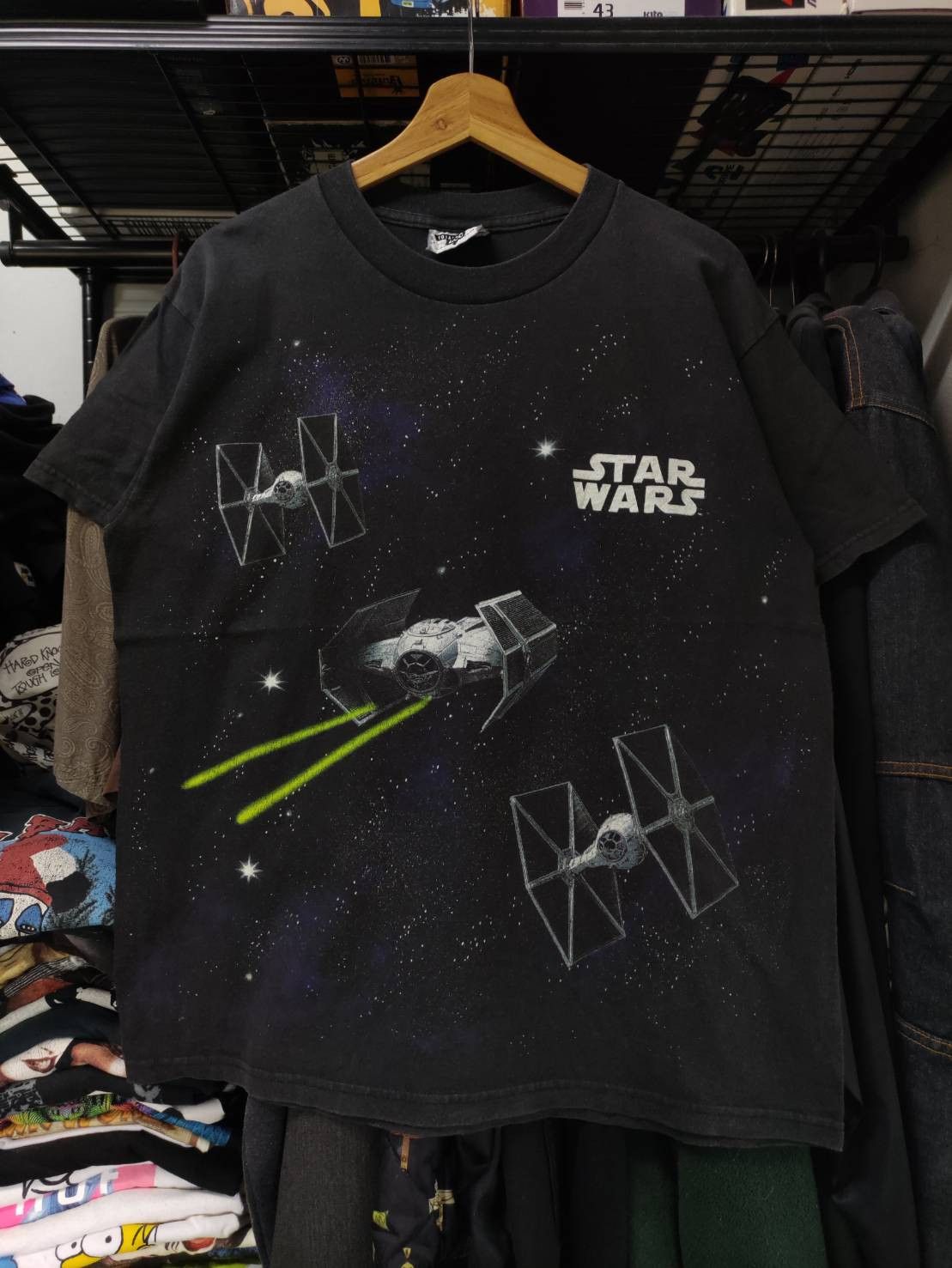 Lee Vtg 90's Star Wars Death Star Millennium Falcon AOP T-Shirt Size US M / EU 48-50 / 2 - 1 Thumbnail