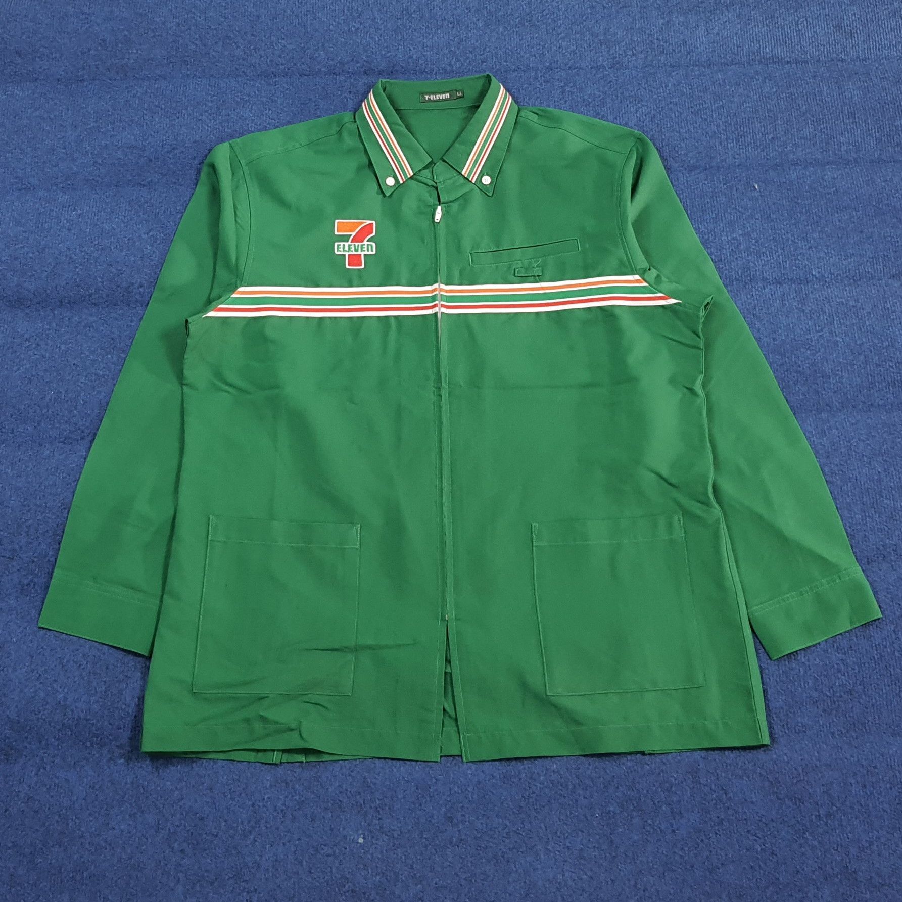 Japanese Brand Vintage 7 Eleven Japan Staff Uniform Jacket C301N5 Size US L / EU 52-54 / 3 - 1 Thumbnail