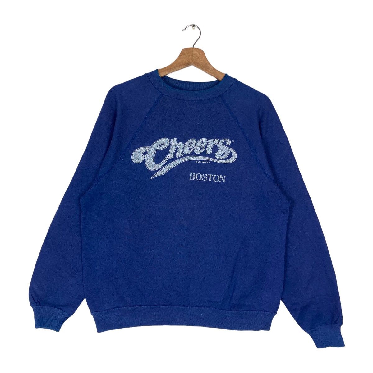 Vintage Vintage Discus Athlete Cheers Boston Pullover Jumper Size US L / EU 52-54 / 3 - 1 Thumbnail