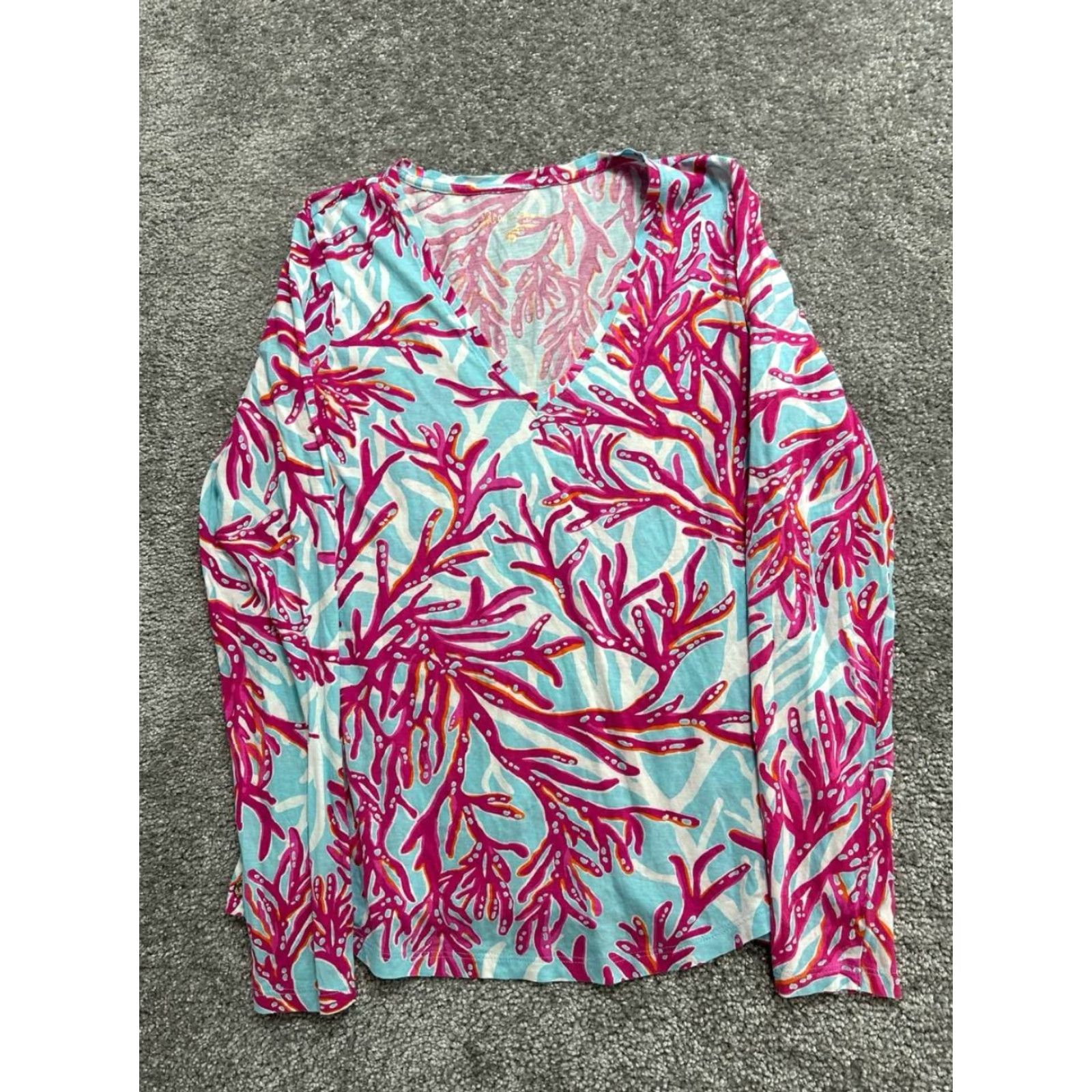 Lilly Pulitzer Lilly Pulitzer Blouse Womens Small Multicolor Pima Cotton Coral Reef V-Neck Short? Size S / US 4 / IT 40 - 2 Thumbnail