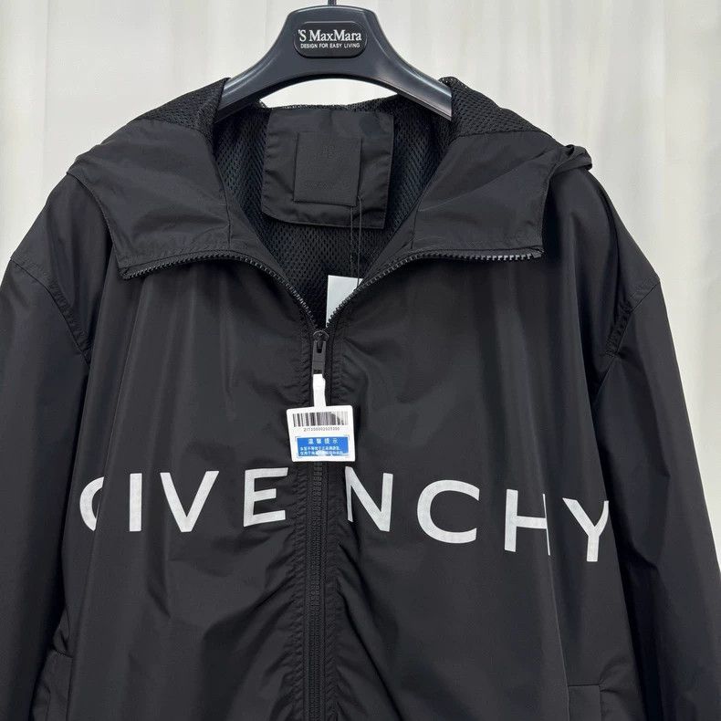 Givenchy Givenchy Size52 Latest style printed letter zipper jacket Size US M / EU 48-50 / 2 - 3 Thumbnail