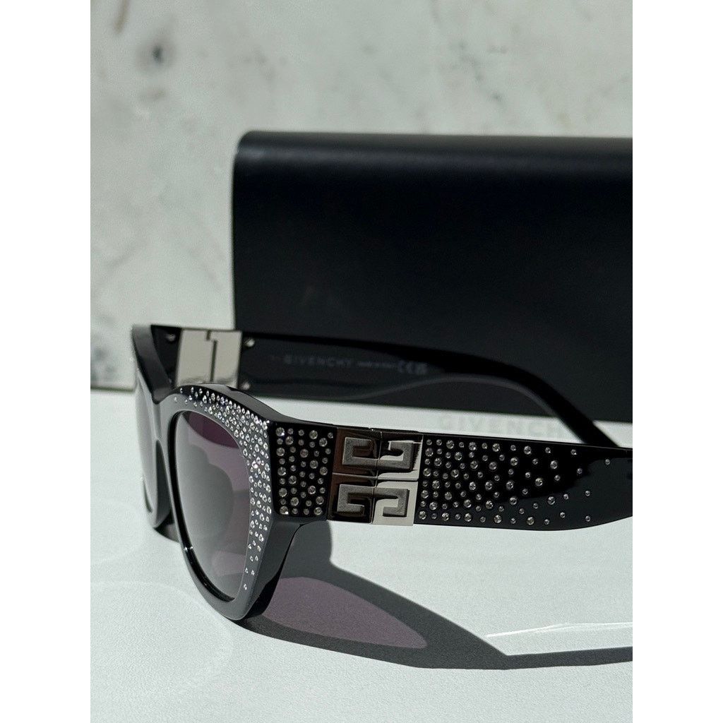 Givenchy NEW Givenchy GV4019IS Strass Crystal Black Sunglasses $870 Size ONE SIZE - 6 Thumbnail