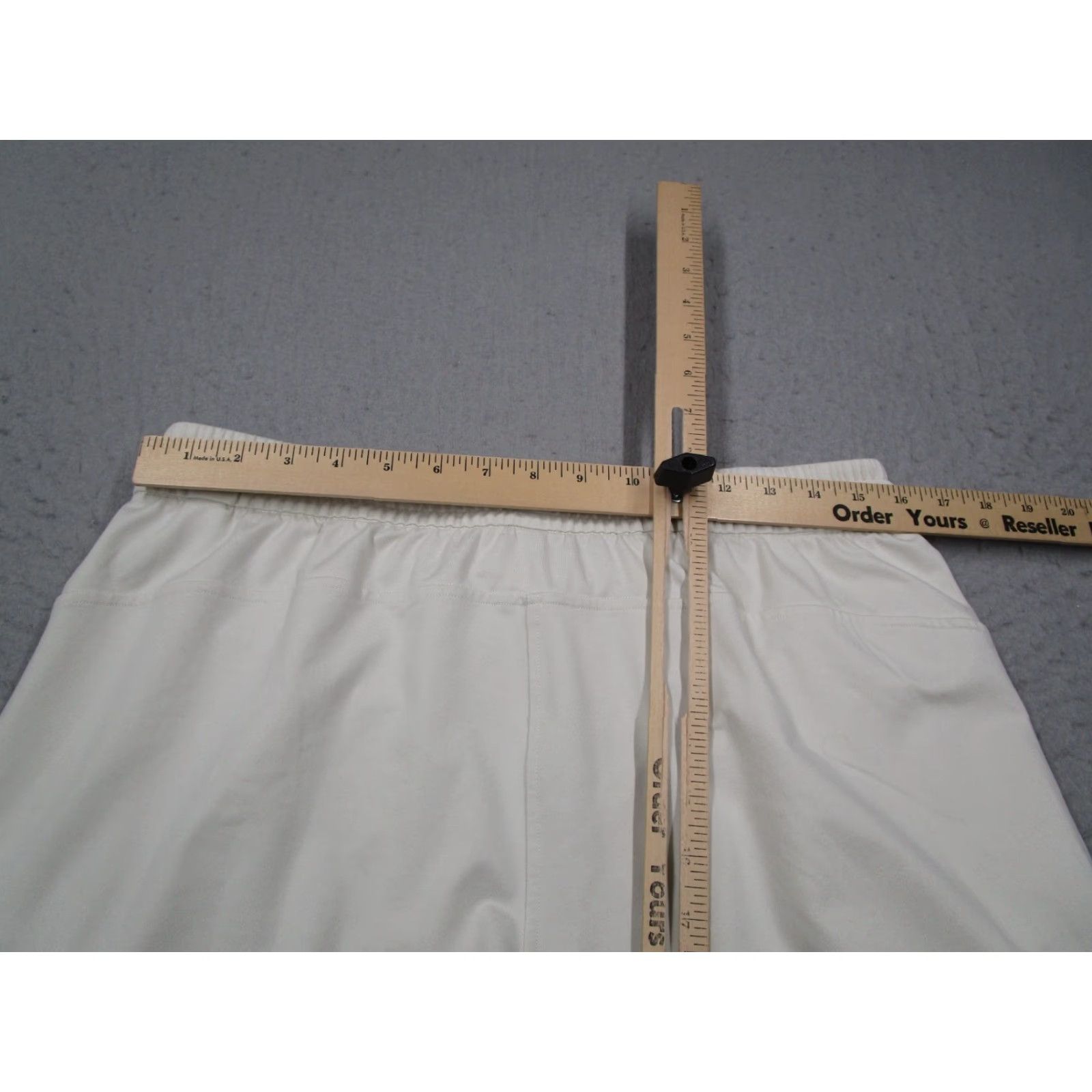 Lululemon Lululemon Pants Women 10 White High Rise Crop Jogger - Polyester Blend, Regular, 31 in Waist, 23 in Inseam, Drawstring, Pockets, Classic Fit, 👀 Size 32" / US 10 / IT 46 - 6 Thumbnail