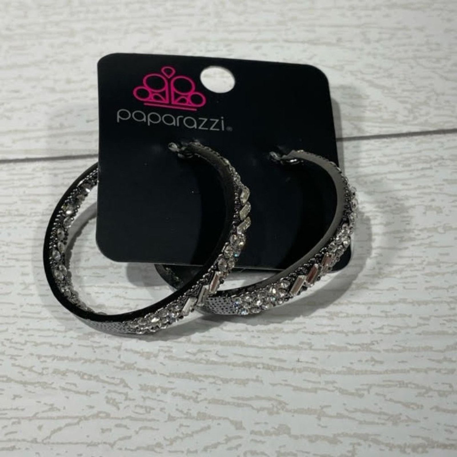 Other Paparazzi Rhinestone Silver Toned Hoop Earrings Hoops Size ONE SIZE - 1 Thumbnail