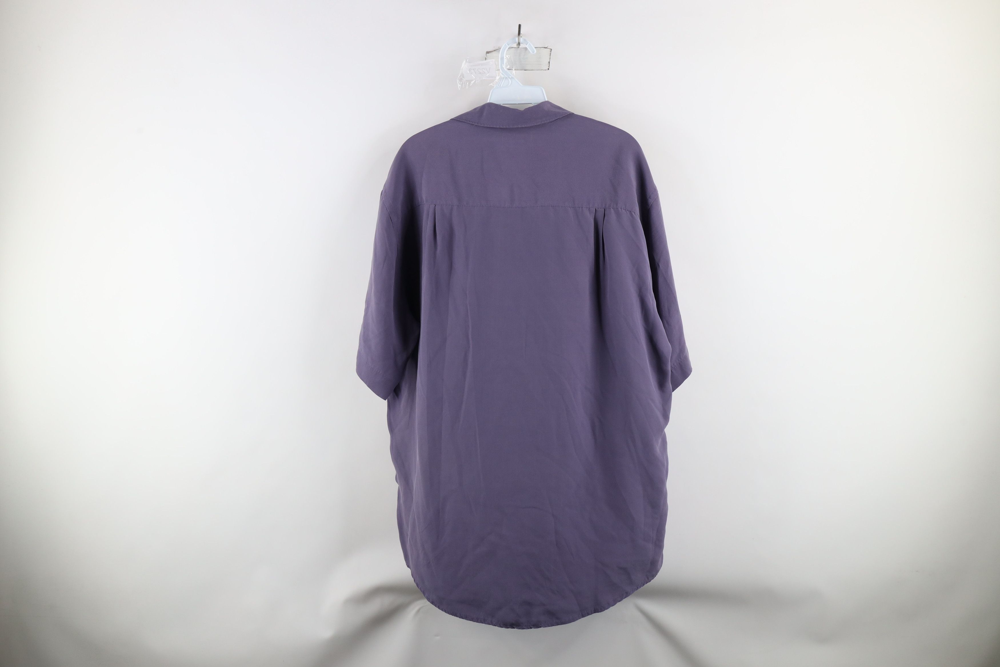 Vintage Vintage 90s Streetwear Silk Short Sleeve Button Shirt Purple Size US M / EU 48-50 / 2 - 8 Thumbnail