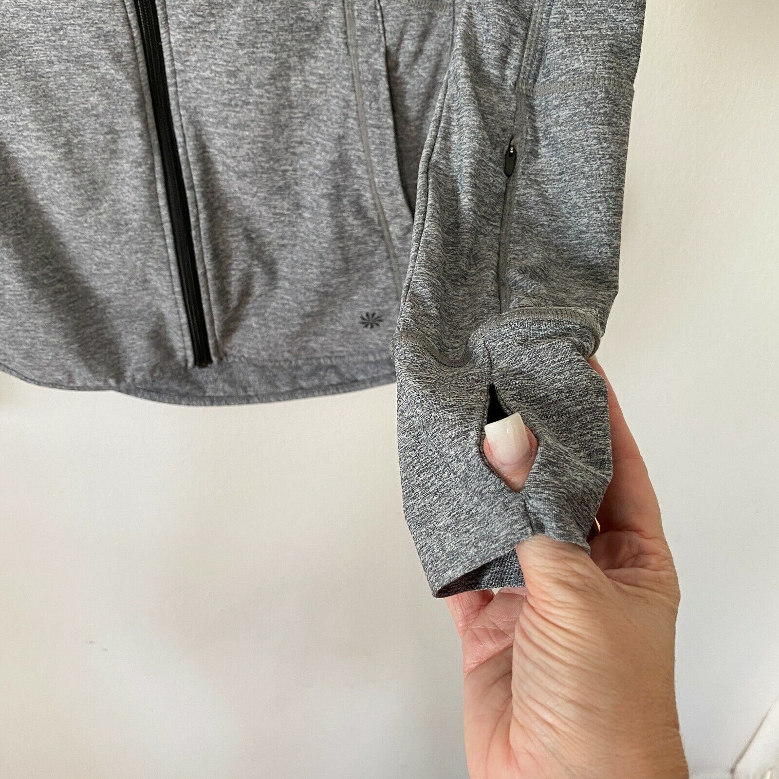 Athleta Athleta Med Gray Baja UPF 50+ Hooded Zip Jacket Pockets XXS Size XXS / US 00 / IT 34 - 5 Thumbnail